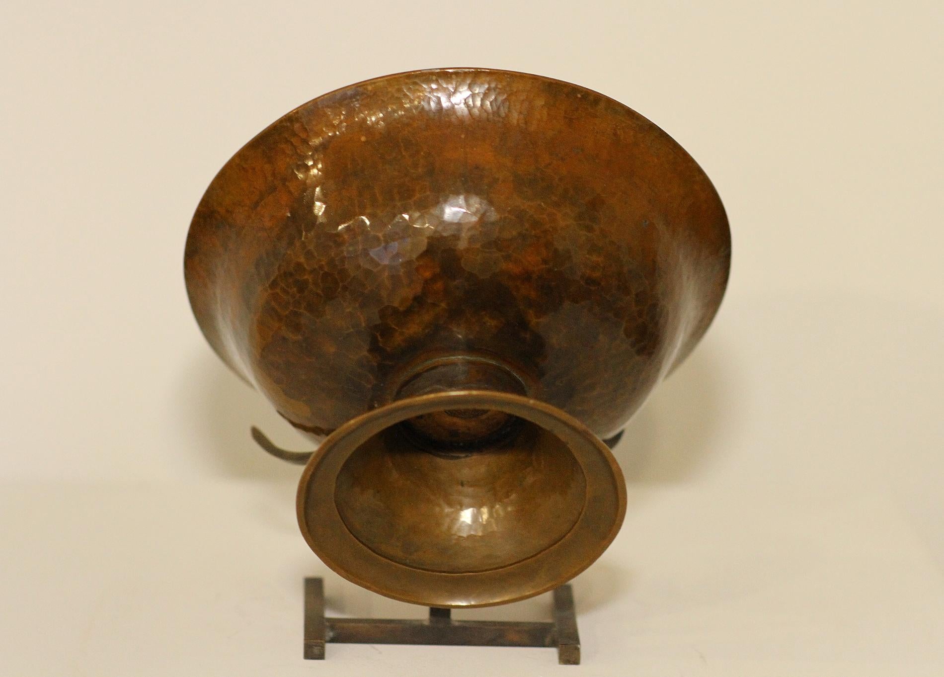 Jean Serriere, Hammered Copper and Silver Bowl, 1922-1925 For Sale 3