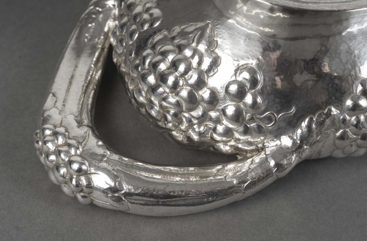 JEAN SERRIERE – Oval planter in solid silver 20th century circa 1920 For Sale 11