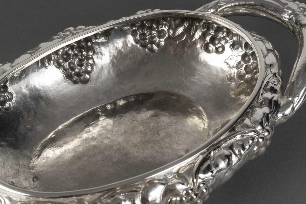JEAN SERRIERE – Oval planter in solid silver 20th century circa 1920 For Sale 2