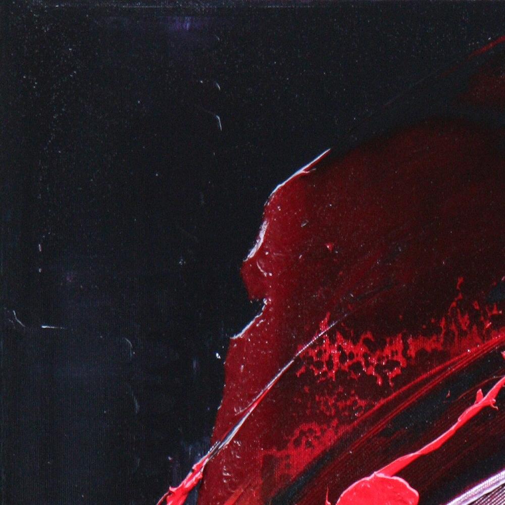 Abstraktes Ölgemälde mit roten Flecken auf dunklem Hintergrund in gesprenkelter Lila im Angebot 12