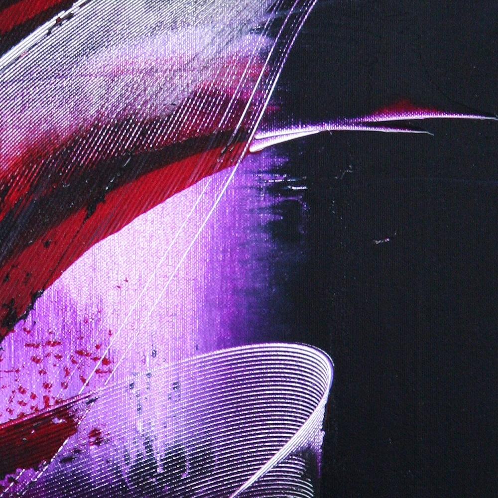 Abstraktes Ölgemälde mit roten Flecken auf dunklem Hintergrund in gesprenkelter Lila im Angebot 5