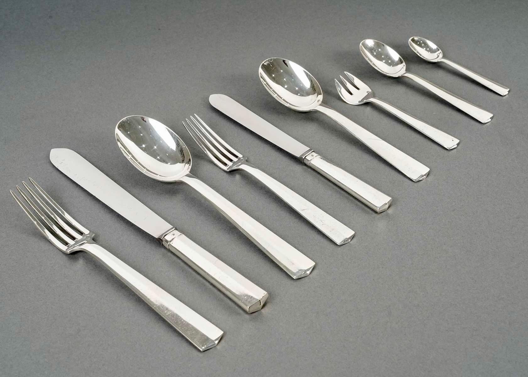 Mid-20th Century Jean Tetard Art Deco Modernist Cutlery Flatware Set Nice Sterling Silver 115Pces