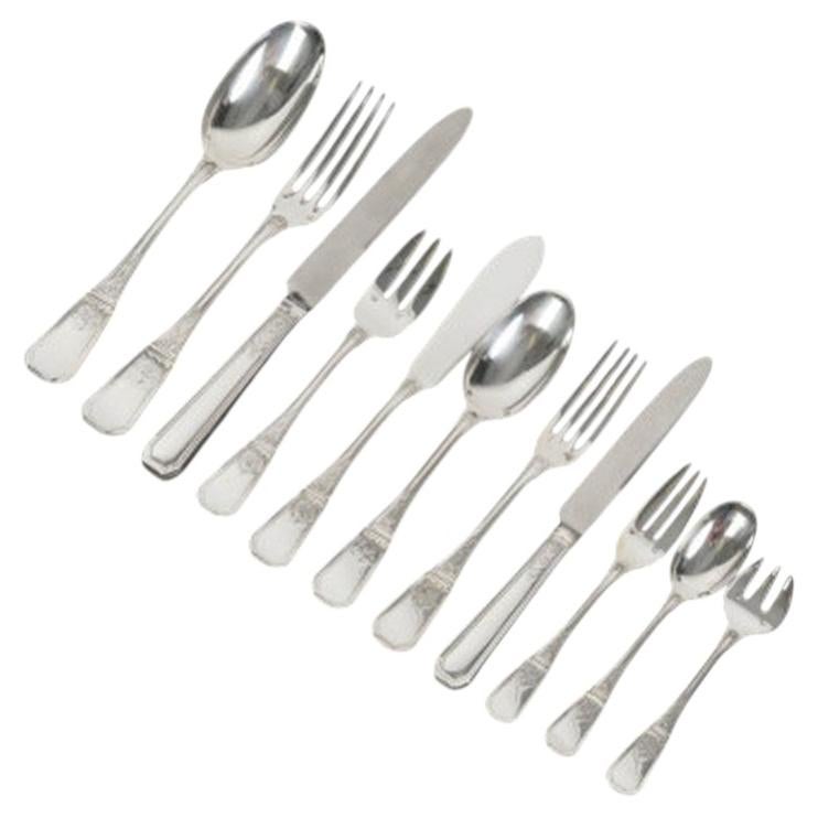 JEAN TETARD – C.Christofle 144-piece solid silver flatware set, aubusson pattern For Sale