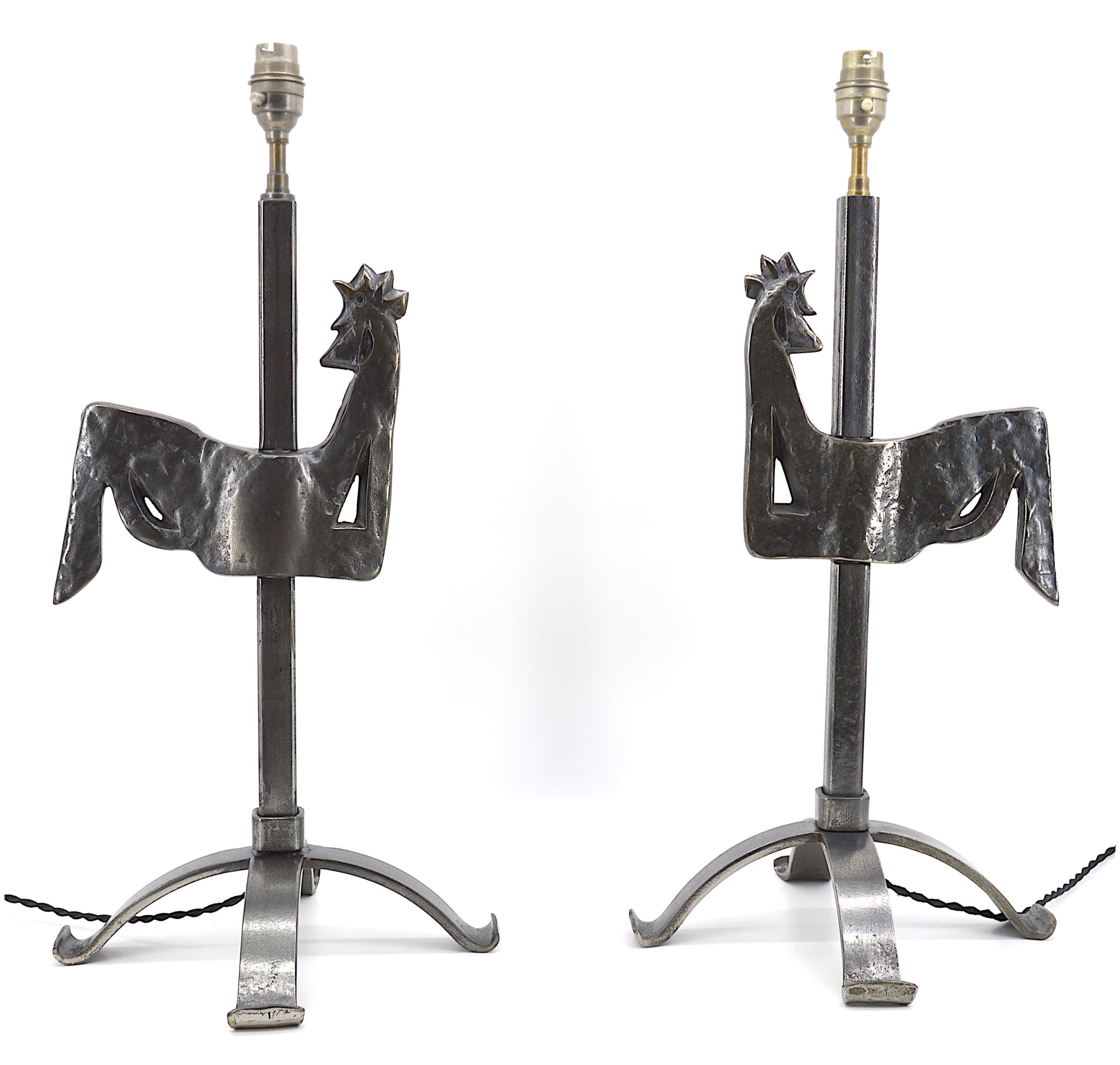 Mid-Century French Table Lamp by Ateliers de Marolles (Jean Touret), France, circa 1950. A striking mid-century French table lamp designed by Jean Touret for Ateliers de Marolles, circa 1950. This elegant tripod table lamp features a unique crowing