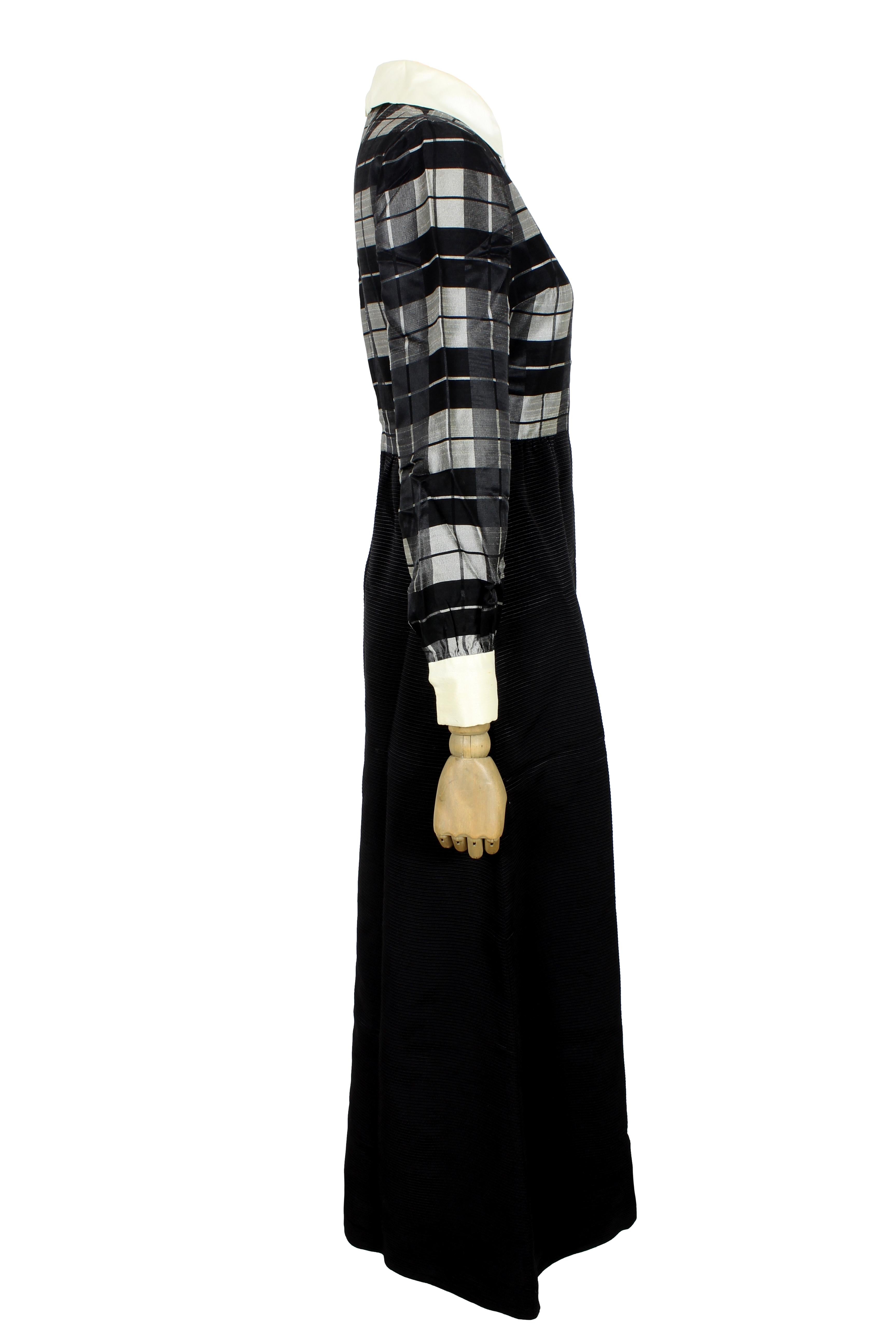 Jean Varon Black Gray Check Long Evening Dress 1970s In Good Condition For Sale In Brindisi, Bt