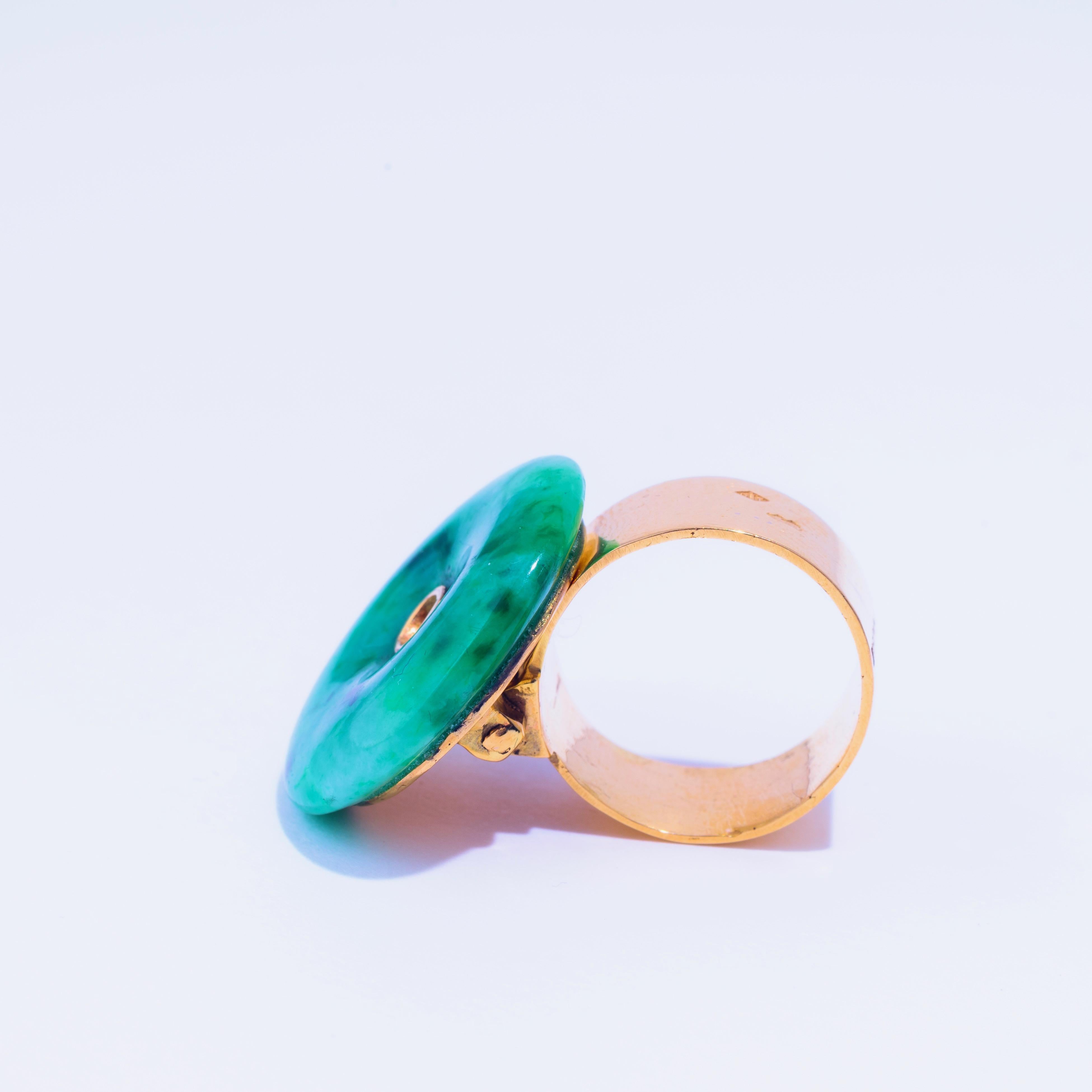 Round Cut Jean Vendome Jade Bi Disc Gold Ring  For Sale