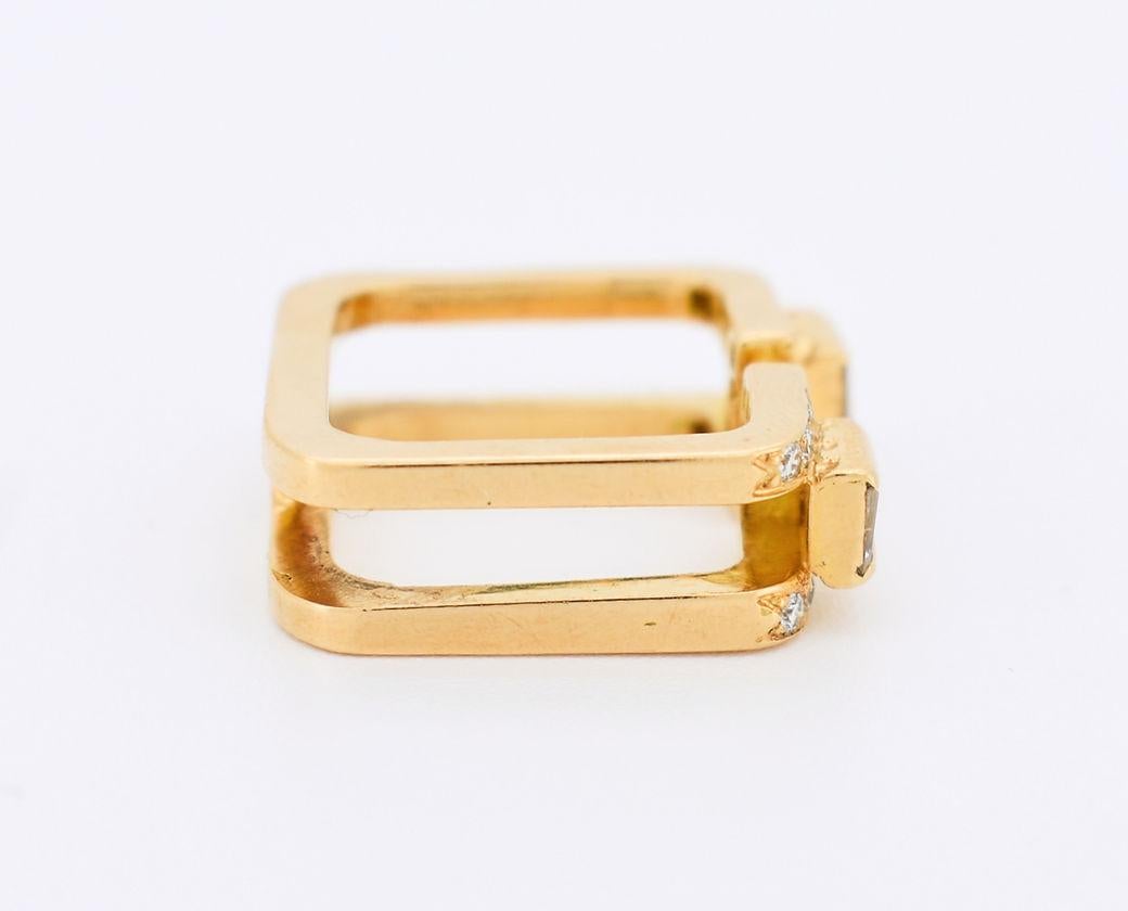 Brilliant Cut Jean Vendôme - Square Ring in Yellow Gold and Diamonds For Sale