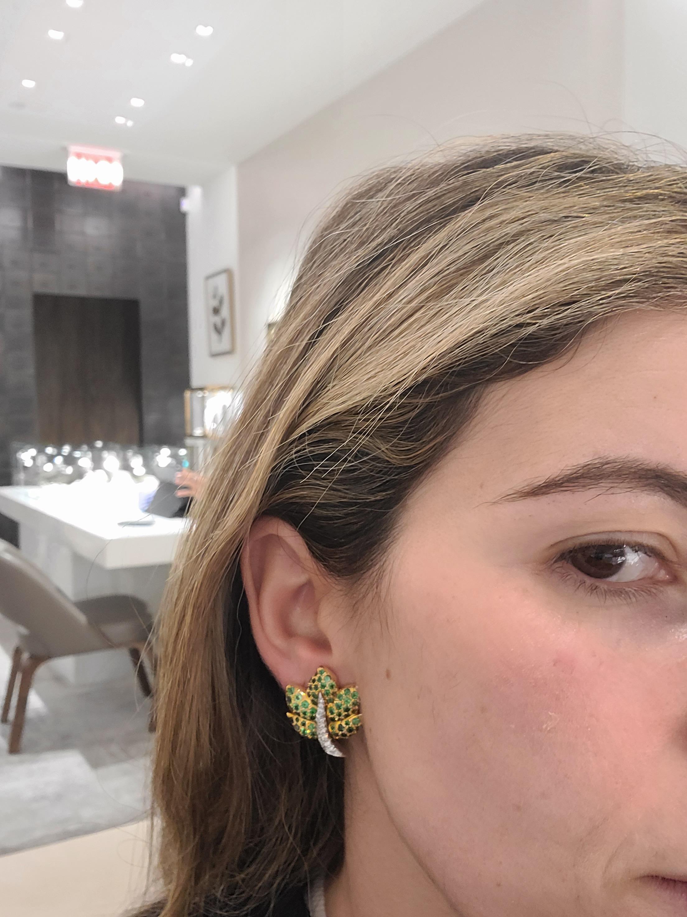 butterfly earrings caratlane
