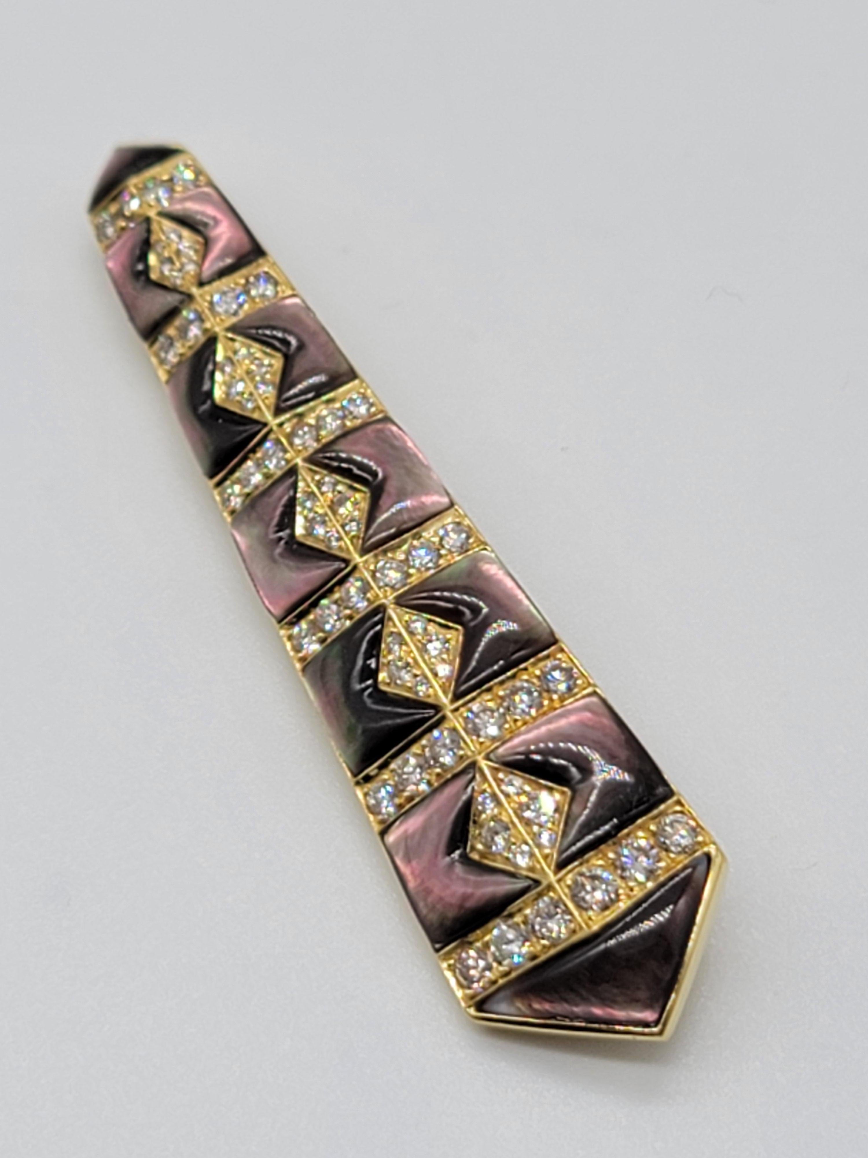 Round Cut Jean Vitau 18 Karat Mother of Pearl and Champagne Diamond Bar Brooch For Sale