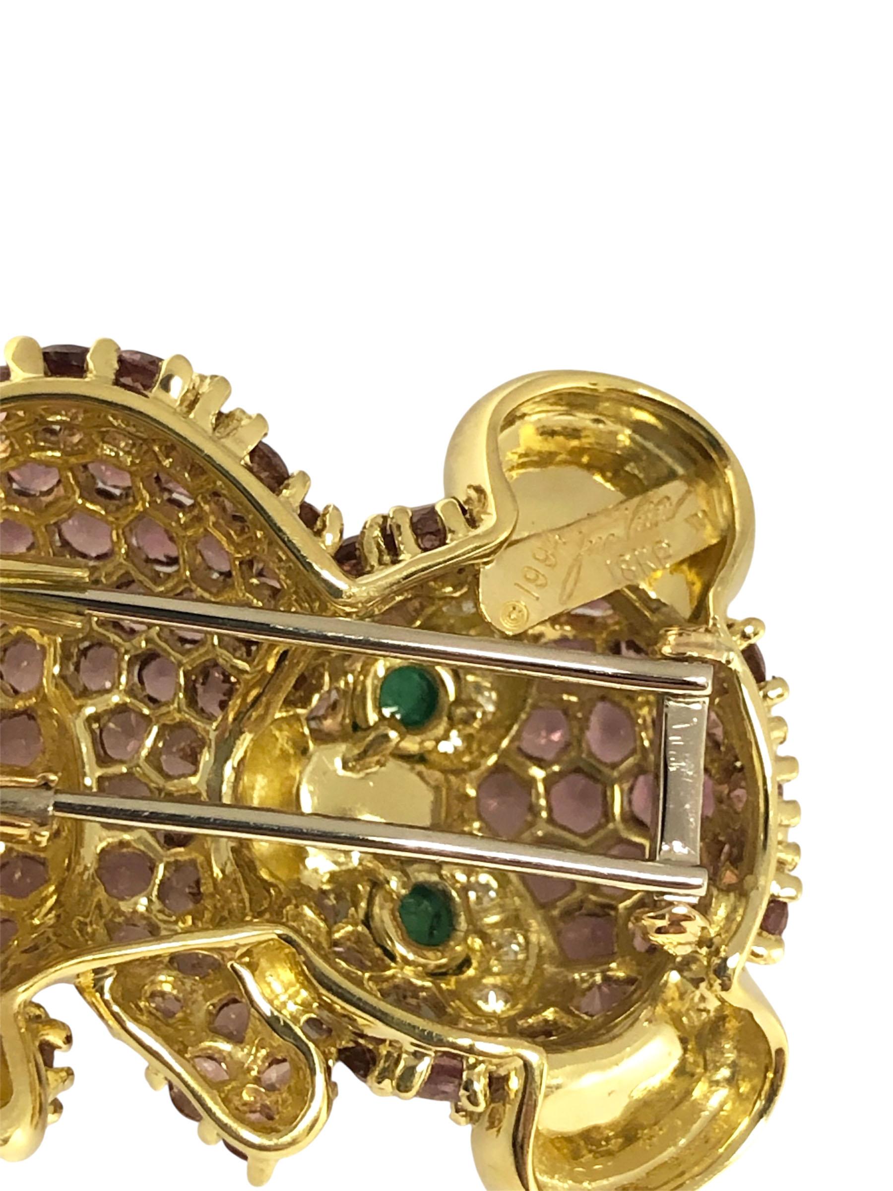Jean Vitau Broche clip ours Koala en or jaune et serti de pierres précieuses Unisexe en vente