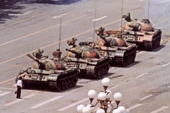 Tank-Man, Jeff Widener