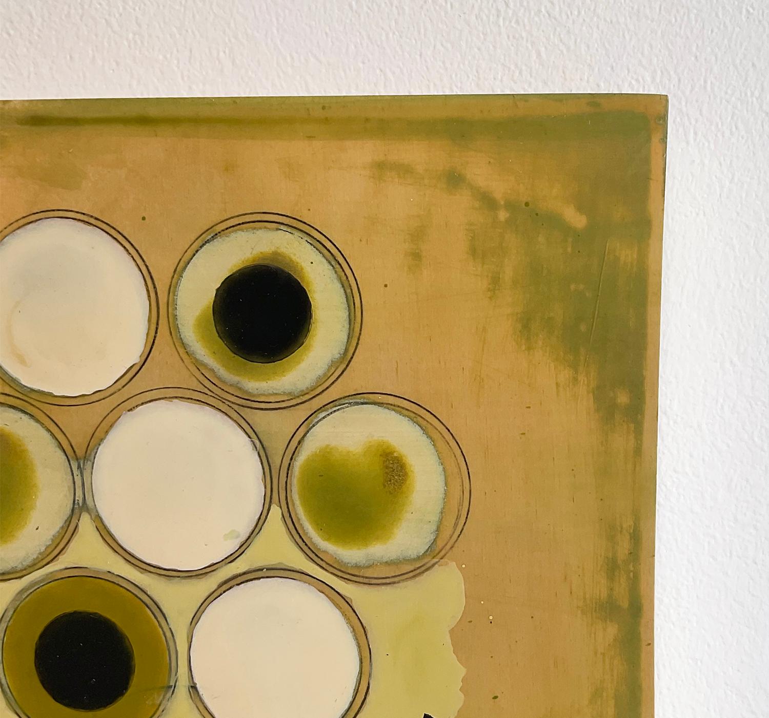  Green Mother #1 (Mid Century, Abstract Geometric Painting, White, Moss Green) - Brown Abstract Painting by Jeanette Fintz