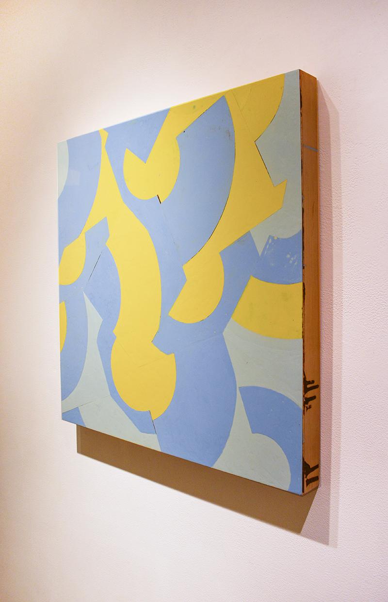 The Illusion of Separation #8 (peinture abstraite géométrique en bleu et jaune) - Painting de Jeanette Fintz