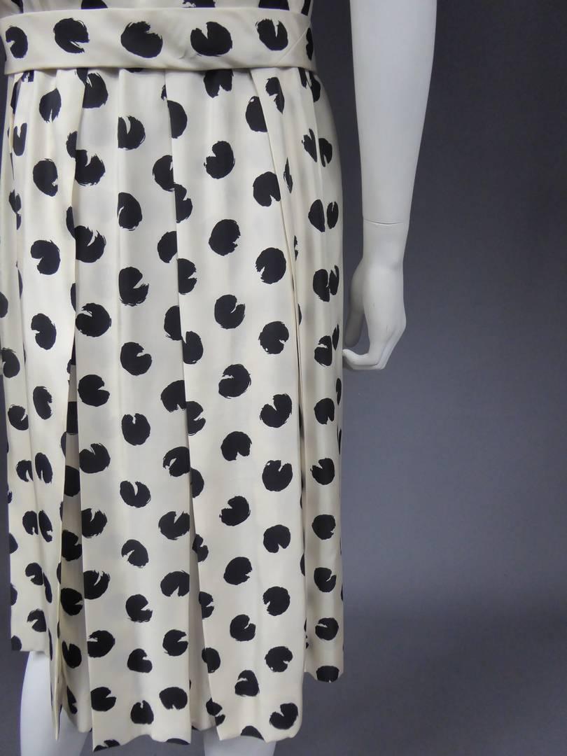 A Jeanne Lanvin Castillo Couture Printed Silk Dress - French Circa 1960 For Sale 5