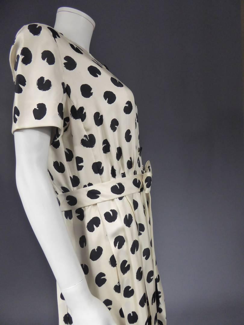 A Jeanne Lanvin Castillo Couture Printed Silk Dress - French Circa 1960 For Sale 1