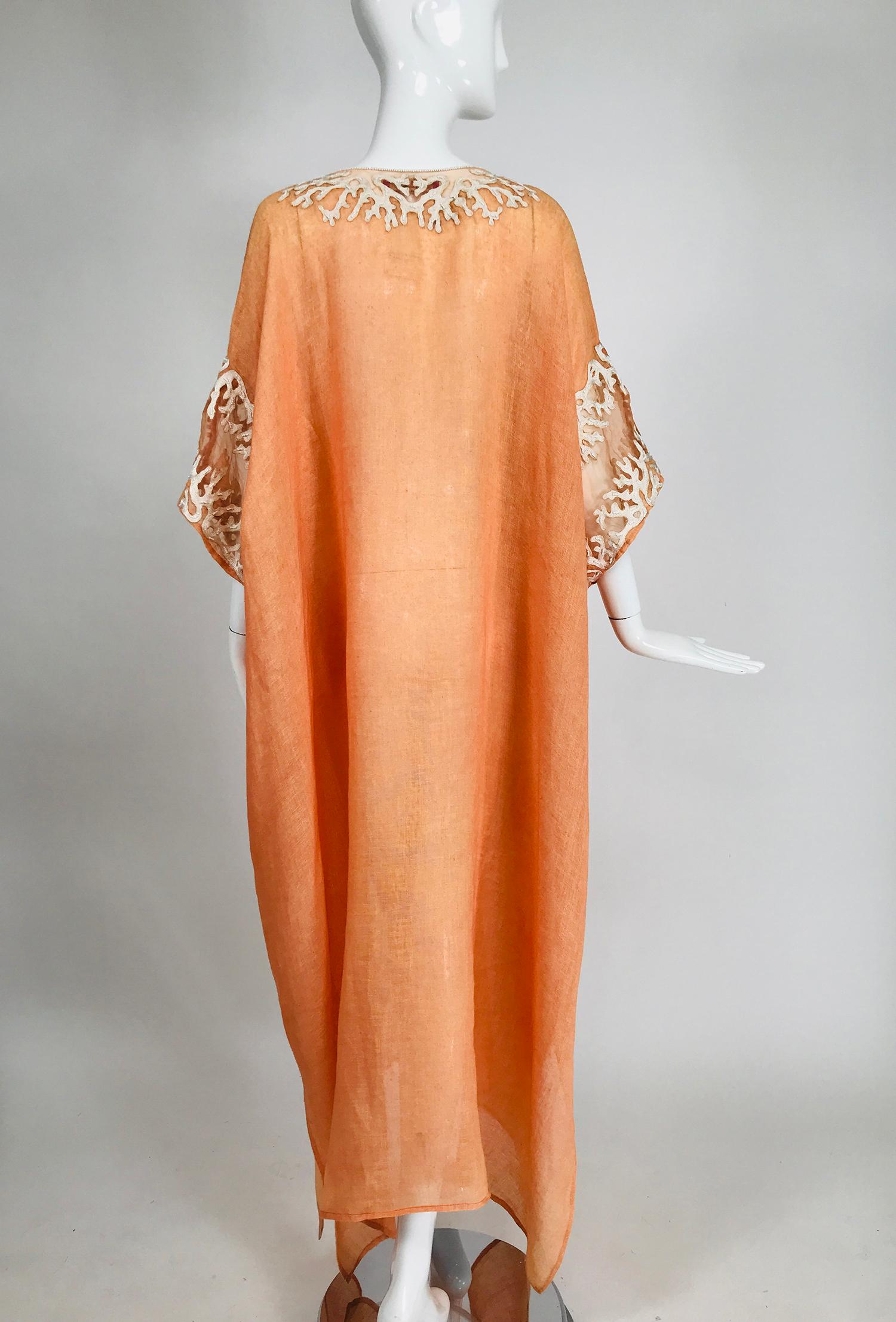 Jeannie McQueeny Coral Linen Applique & Beaded Caftan  In Good Condition In West Palm Beach, FL