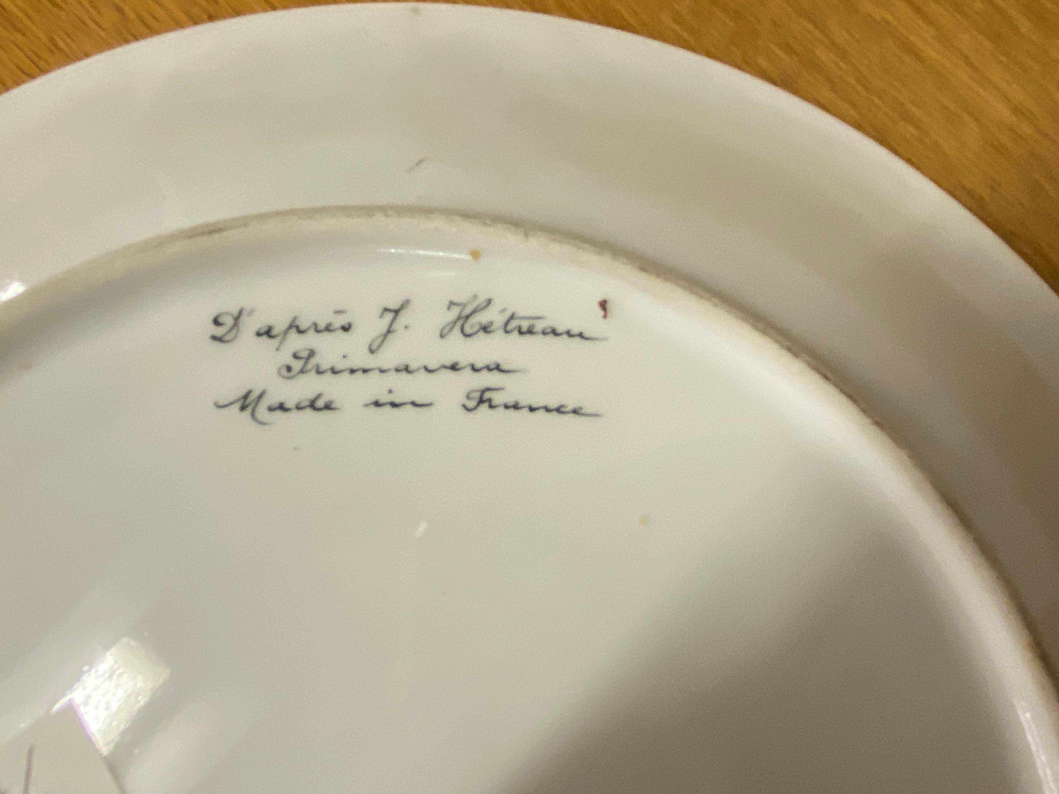 Jeannine Hétreau, Plate Decorated with Stylized Marguerite, for Primavera In Good Condition For Sale In Saint-Ouen, FR