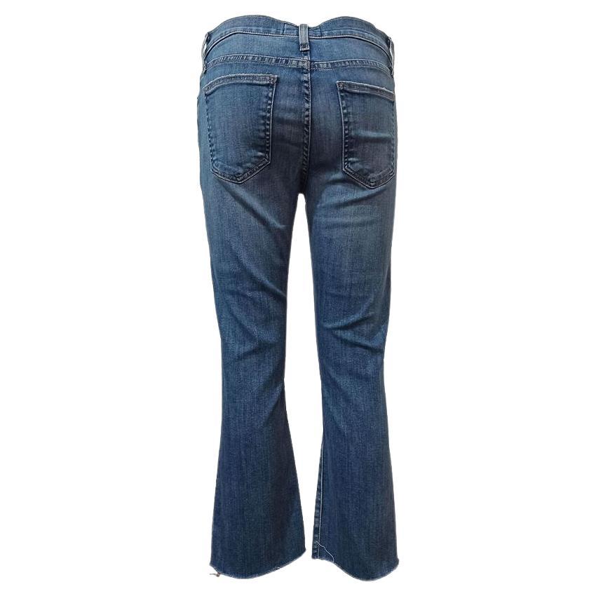 Capri model Denim Blue color 4 pockets Length cm 87 (3425 inches) Waist cm 39 (1535 inches)
