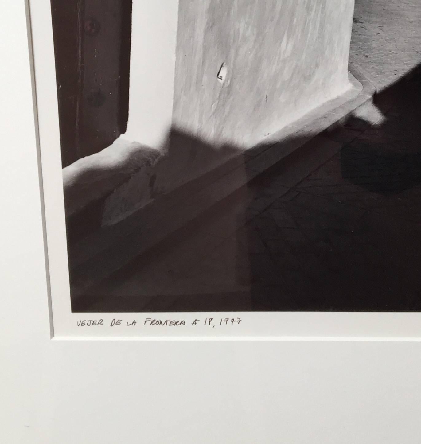 Vejer de la Frontera #18, stampa alla gelatina d'argento, 1977 - Photograph di Jed Fielding