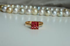 Jedi Angel Cut Spinel Cluster Ring in 18k Yellow Gold, VVS, 1ct