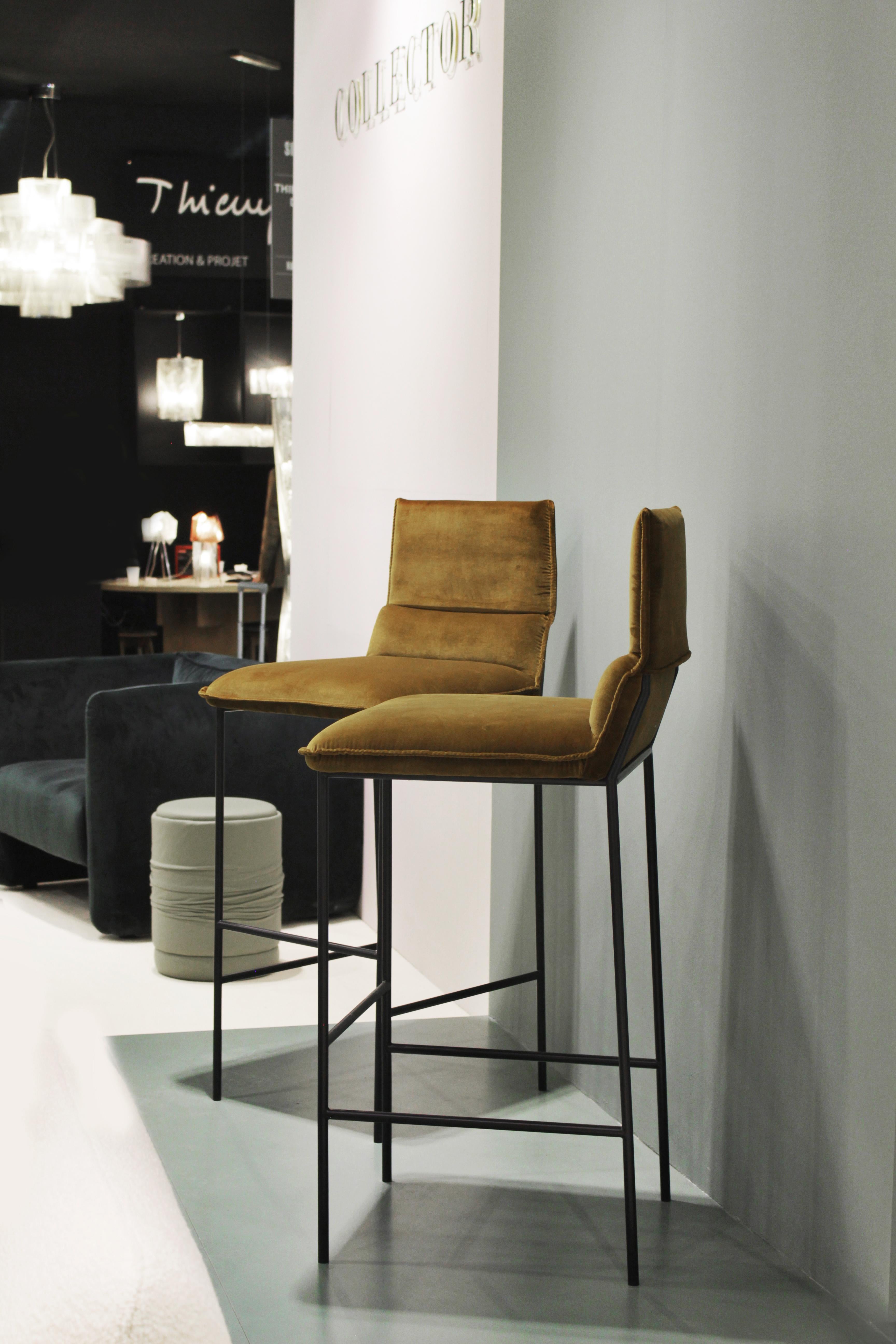 Sedia da bar moderna Jeeves in tessuto (senape) di Collector Studio A In condizioni Nuovo in vendita a Castelo da Maia, PT