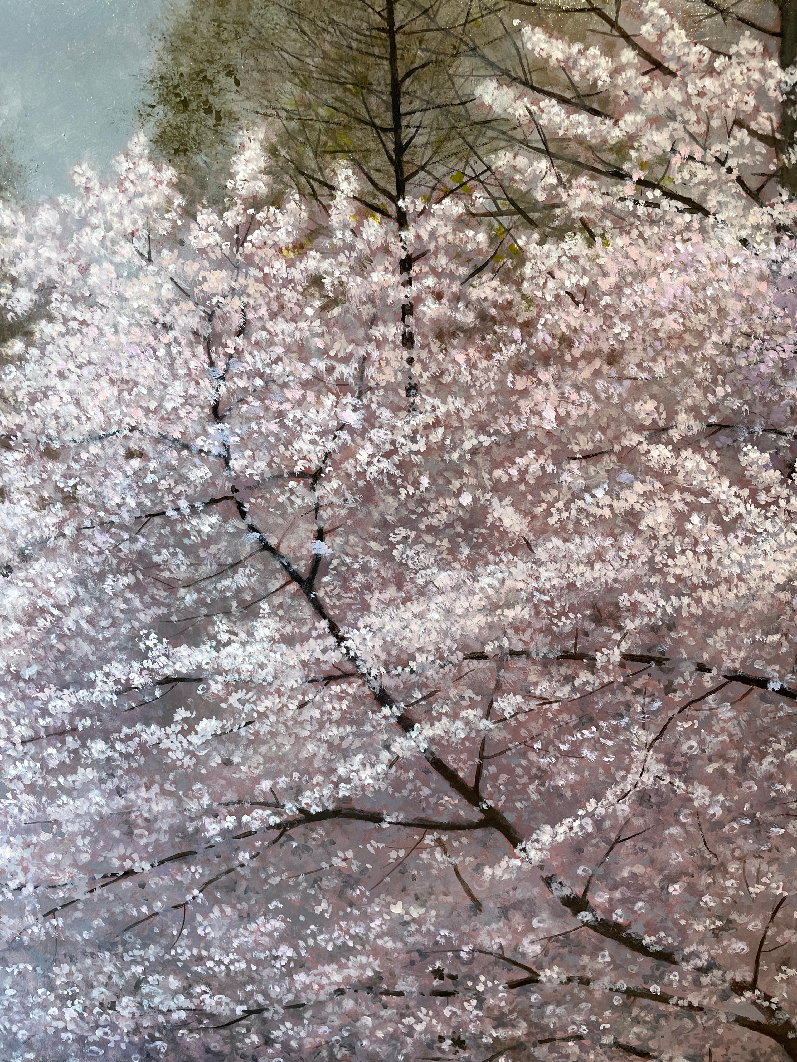 Schmetterling - Frühlingsblüten-Krabapfelbaum in grünem, grasbewachsenem Klarlack, Ölfarbe im Angebot 1