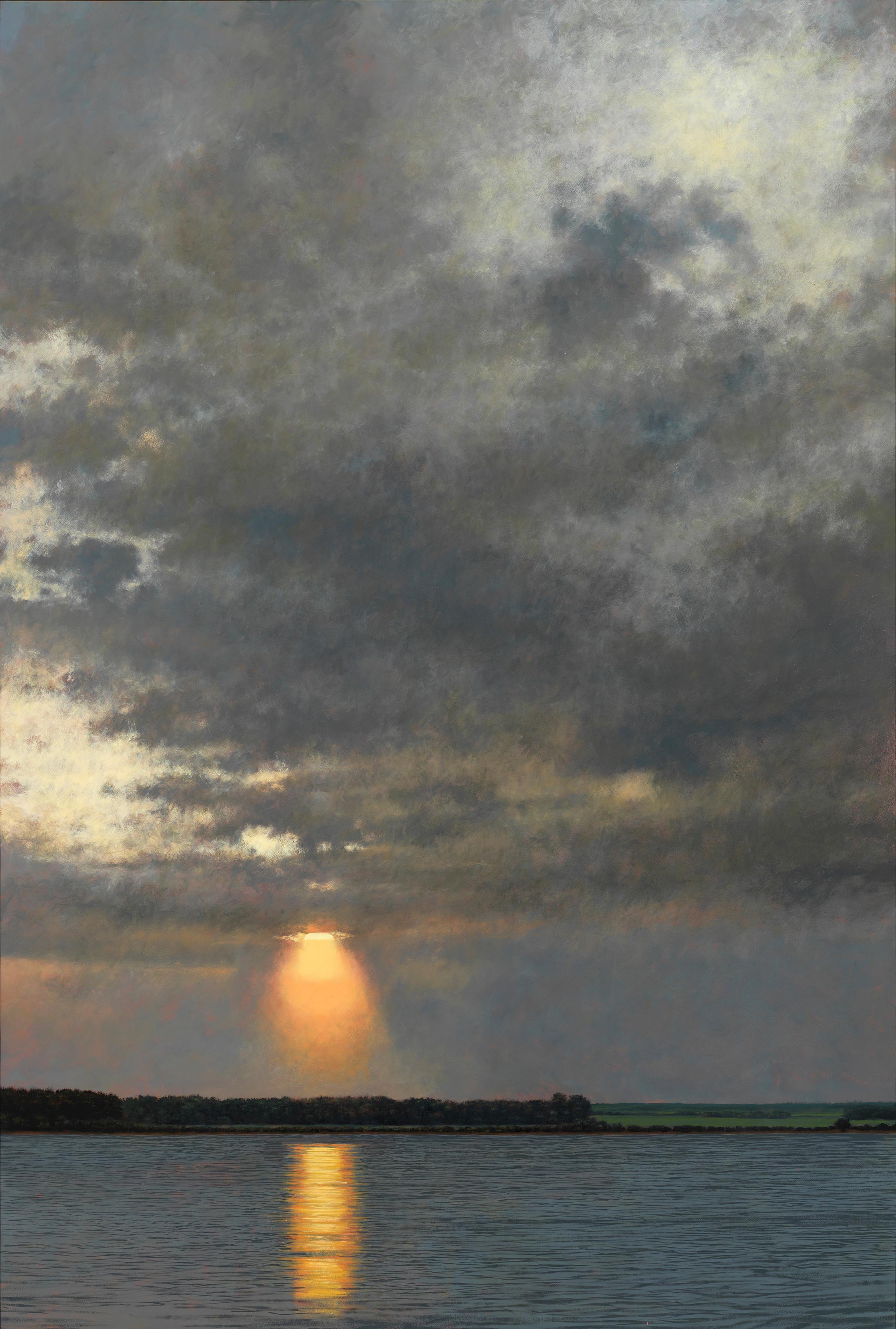 Jeff Aeling Landscape Painting – Setting Sun - Sonnenuntergang durch einen wolkenblauen Himmel über einem See:: großes Ölgemälde auf Tafel