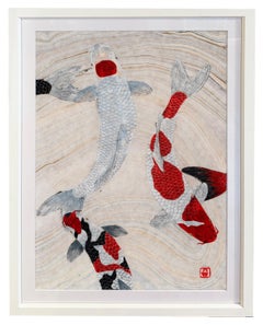 Reunion - Gyotaku-Gemälde von Koi im japanischen Stil auf marmoriertem Mulberry-Papier