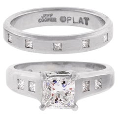 Jeff Cooper Anello di fidanzamento con diamante taglio principessa da 1 carato e fascia abbinata
