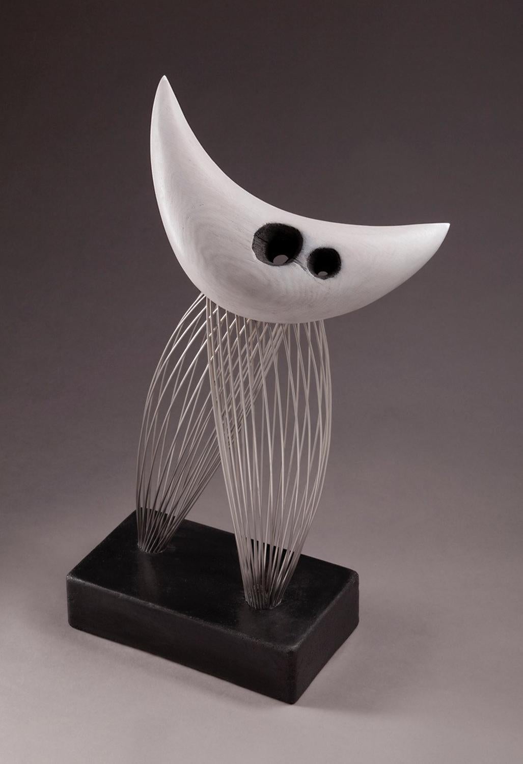 Jeff Glode Wise Abstract Sculpture – „Ständernde Taurus“-Skulptur auf Sockel