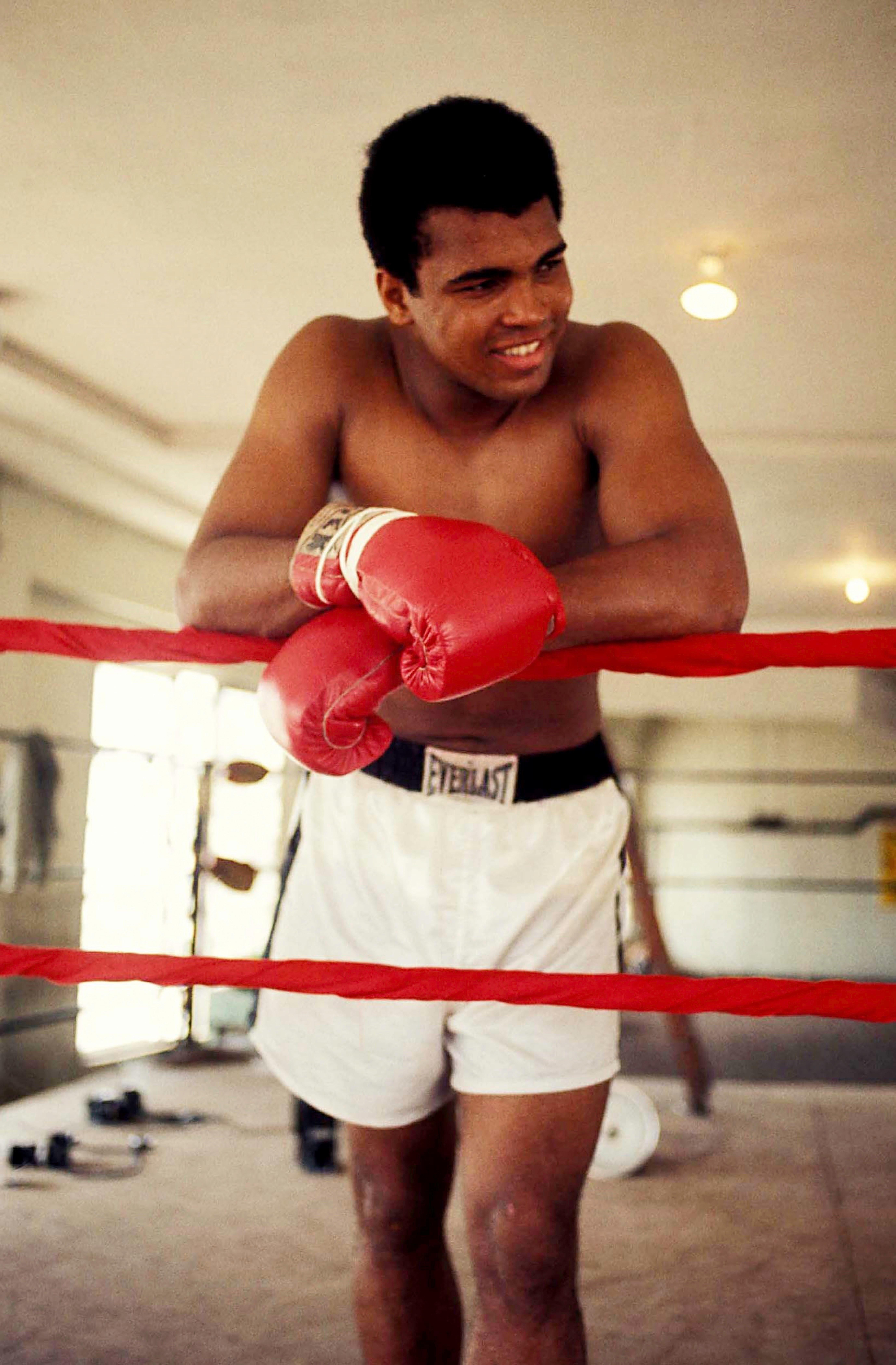 Jeff Joffe Portrait Photograph - Muhammad Ali Training in Florida Fine Art Print