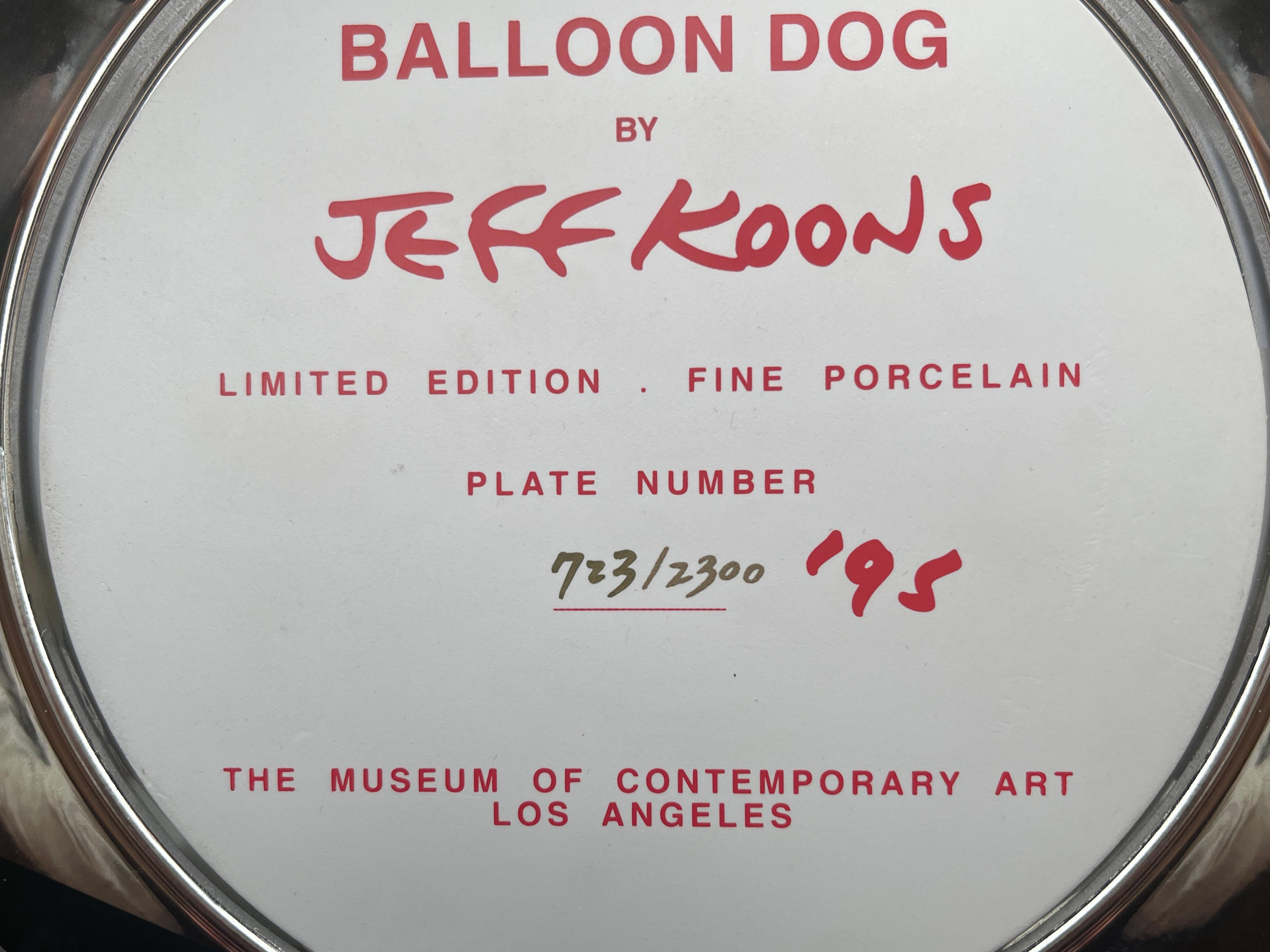 Jeff Koons „Balloon-Hunde“ (Rot) 1995 im Zustand „Hervorragend“ im Angebot in GRONINGEN, NL