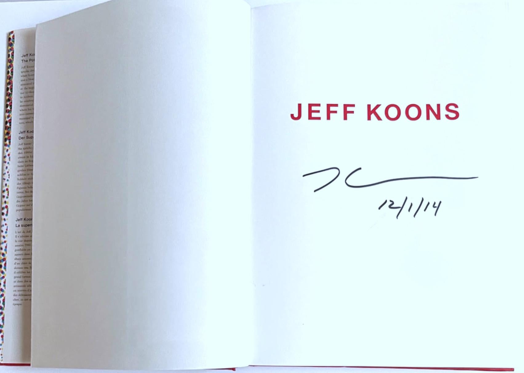 Monographie de 592 pages, signée à la main par Jeff Koons en vente 3