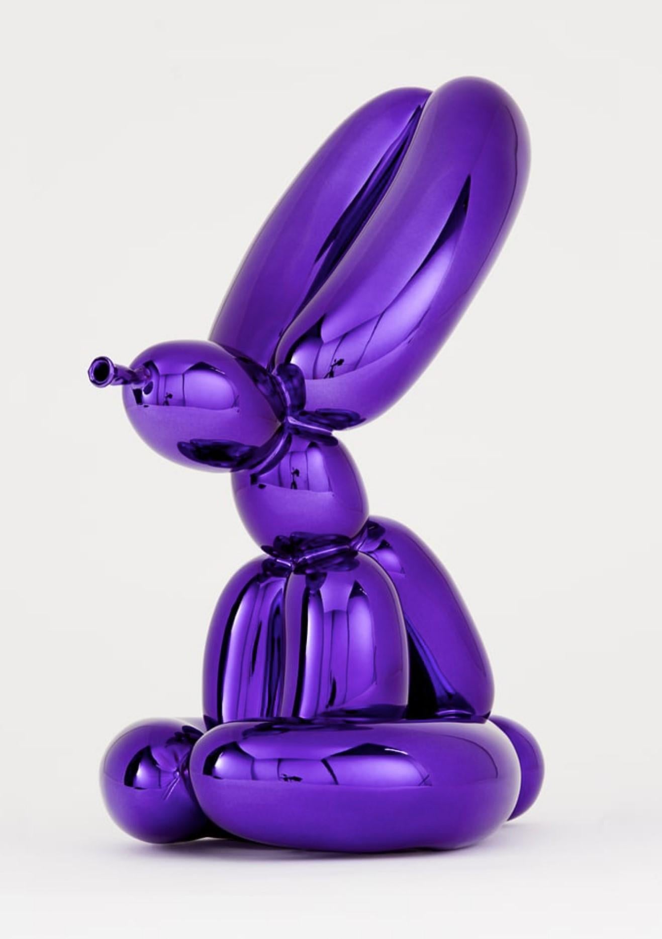 Le lapin bouleau violet - Sculpture de Jeff Koons