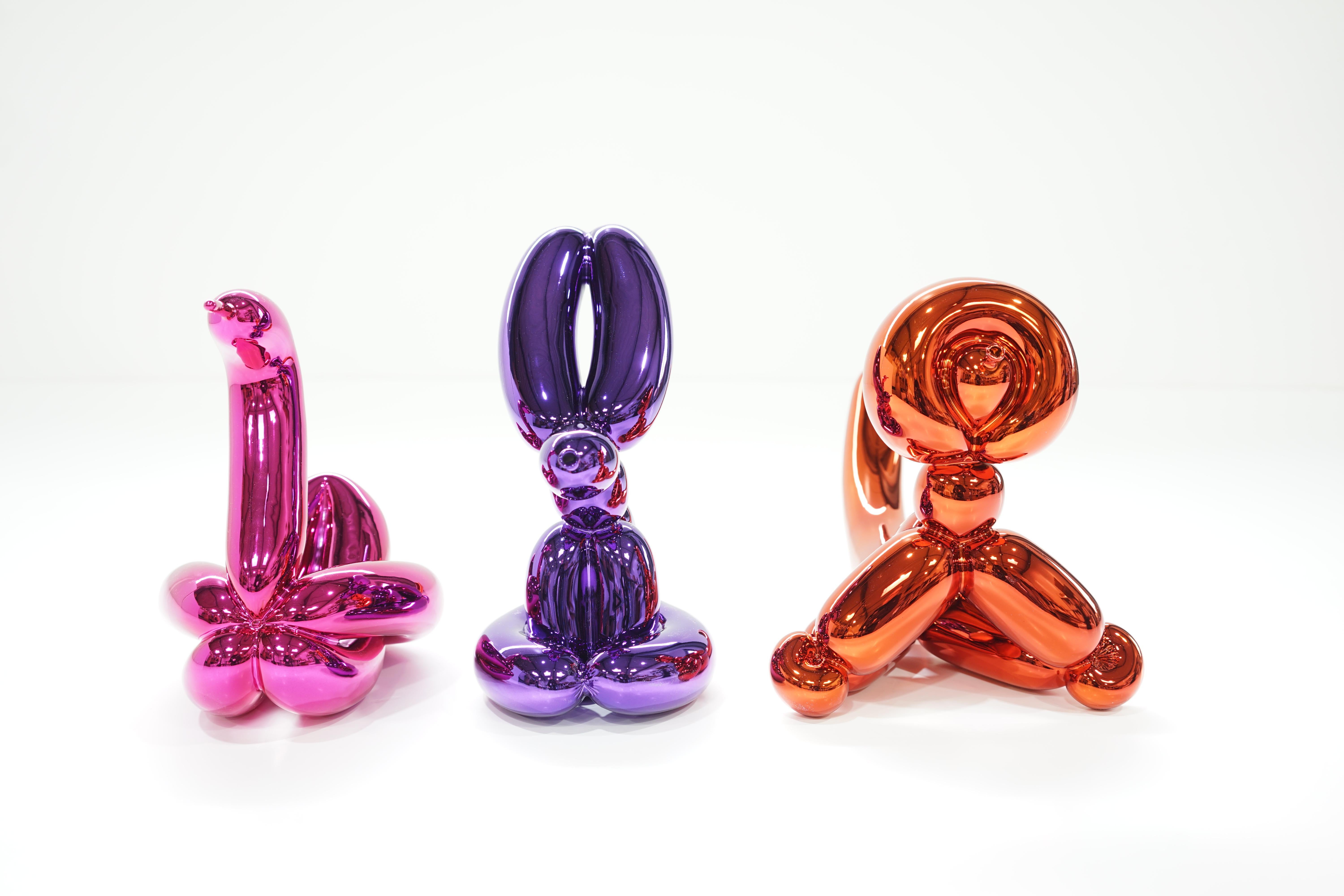 Balloon Animals Set II (matching edition number) - Jeff Koons, 21st Century, Contemporary, Porcelain, Sculpture, Decor, Limited Edition, Art

Limoges porcelain with chromatic metalized coating
Rabbit (Violet): 29,2 x 13,9 x 21 cm (11.5 x 5.4 x 8.2