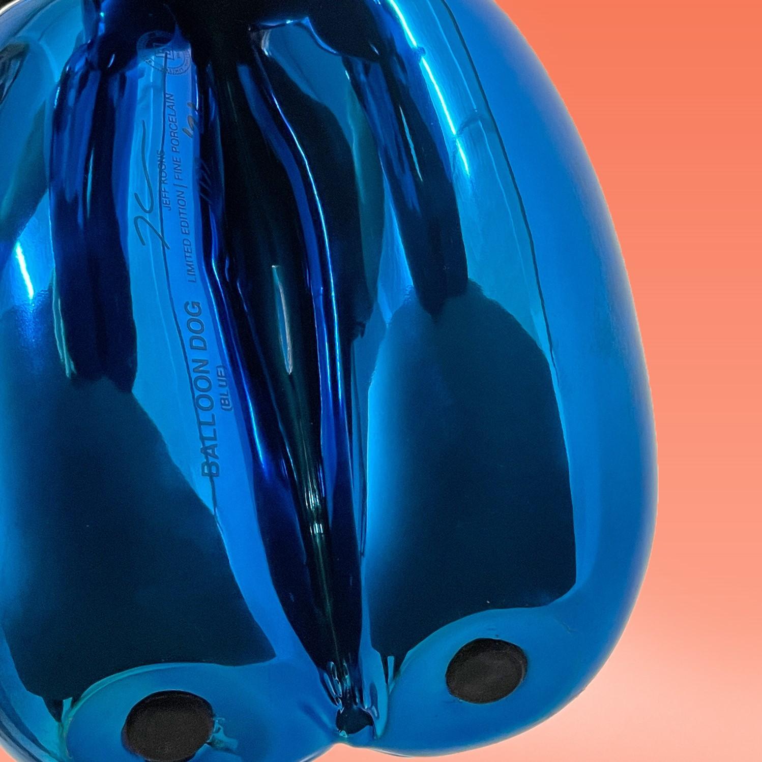 blue ballon dog