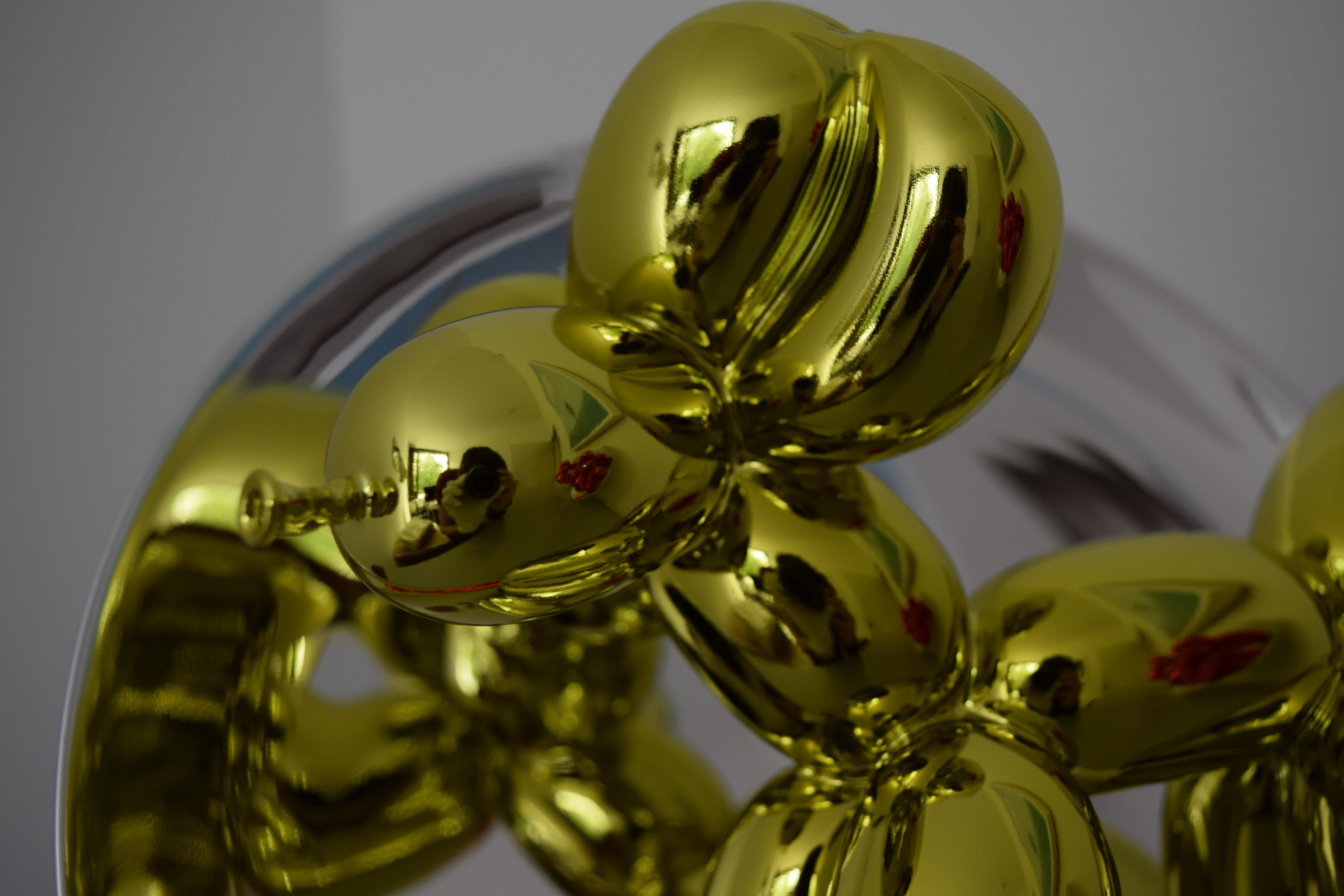 Balloon Dog (Yellow) - Jeff Koons, Contemporary, Porzellan, Skulptur, Dekor im Angebot 12