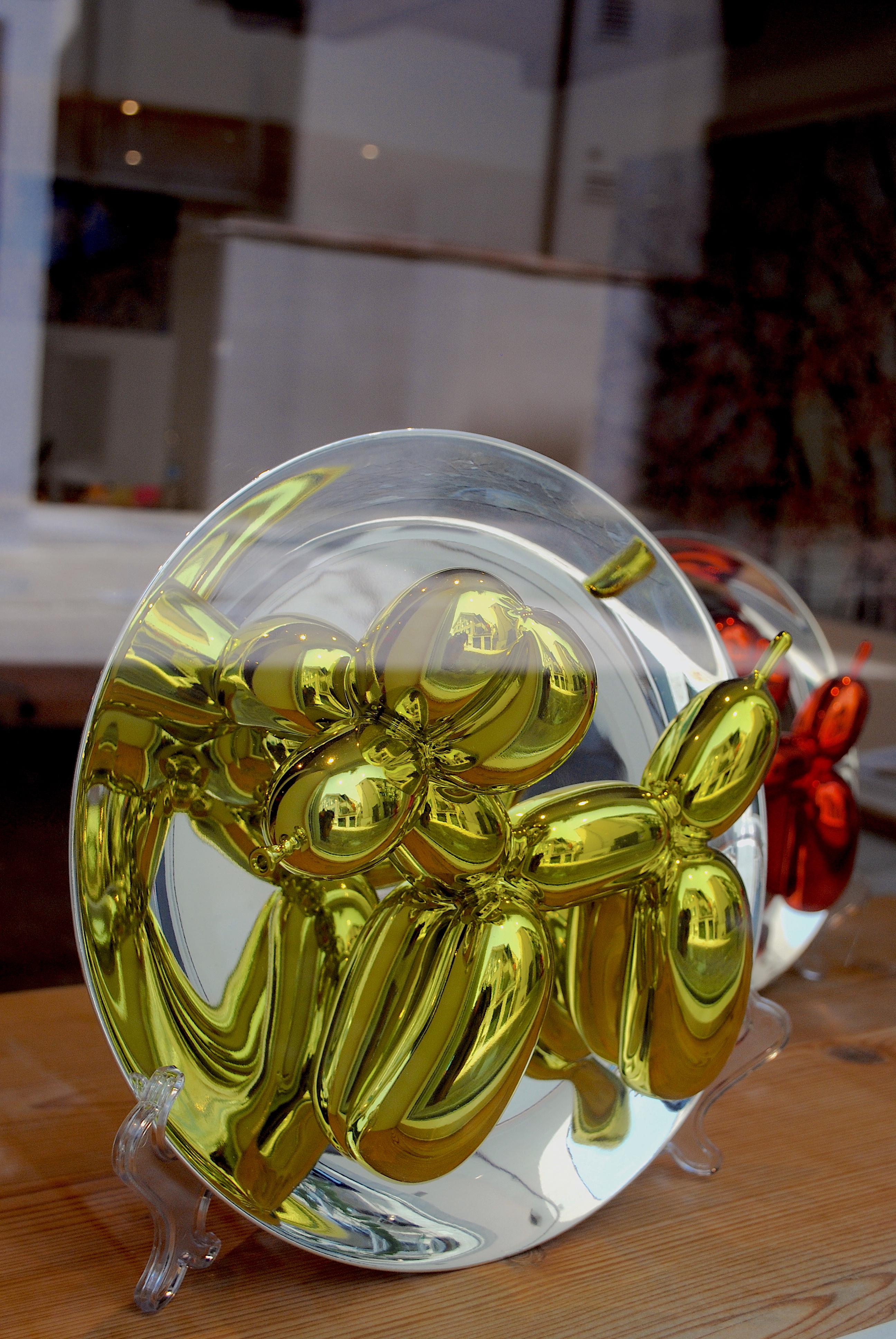 Balloon Dog (Yellow) - Jeff Koons, Contemporary, Porzellan, Skulptur, Dekor im Angebot 2