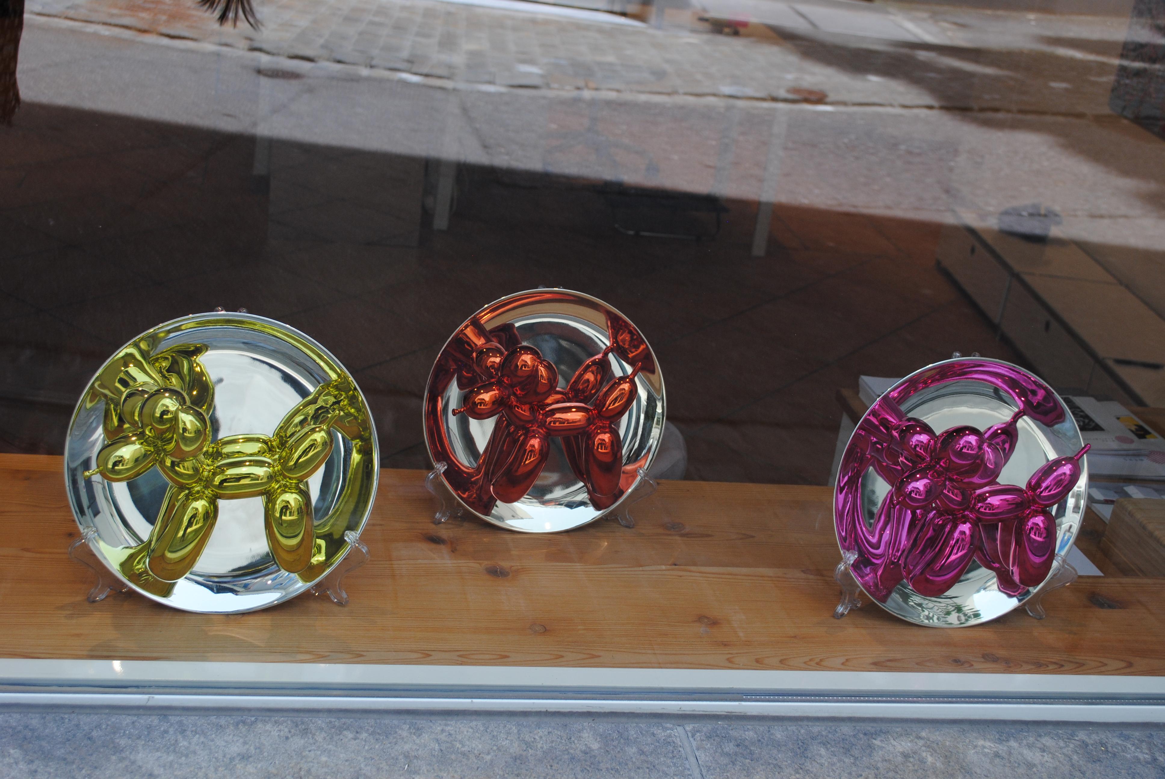 Balloon Dogs (numéros d'édition mixtes) - Jeff Koons, Porcelaine, Contemporary, Art en vente 9