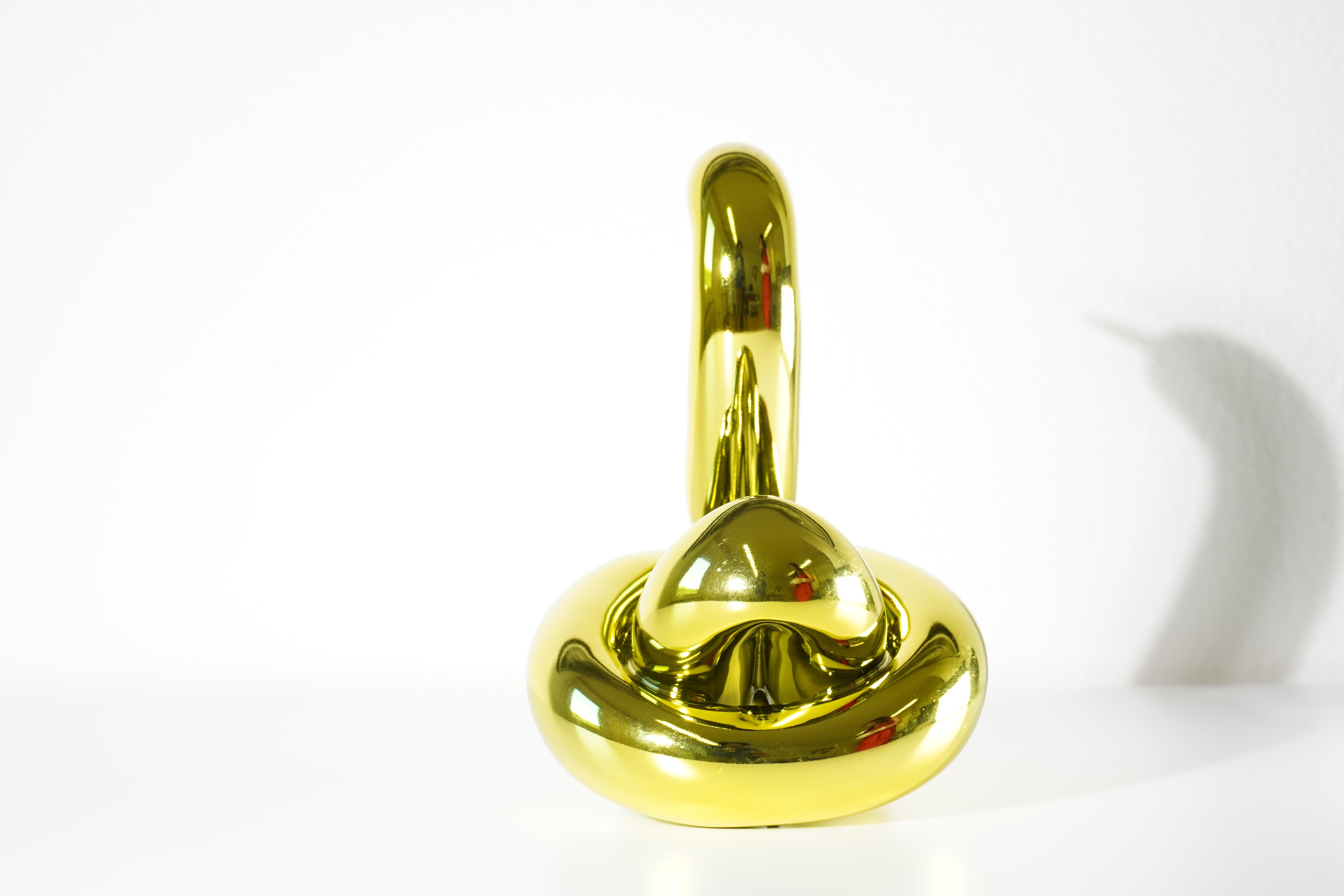 Balloon Swan (Yellow) - Jeff Koons, Contemporary, Porcelain, Sculpture, Decor For Sale 3