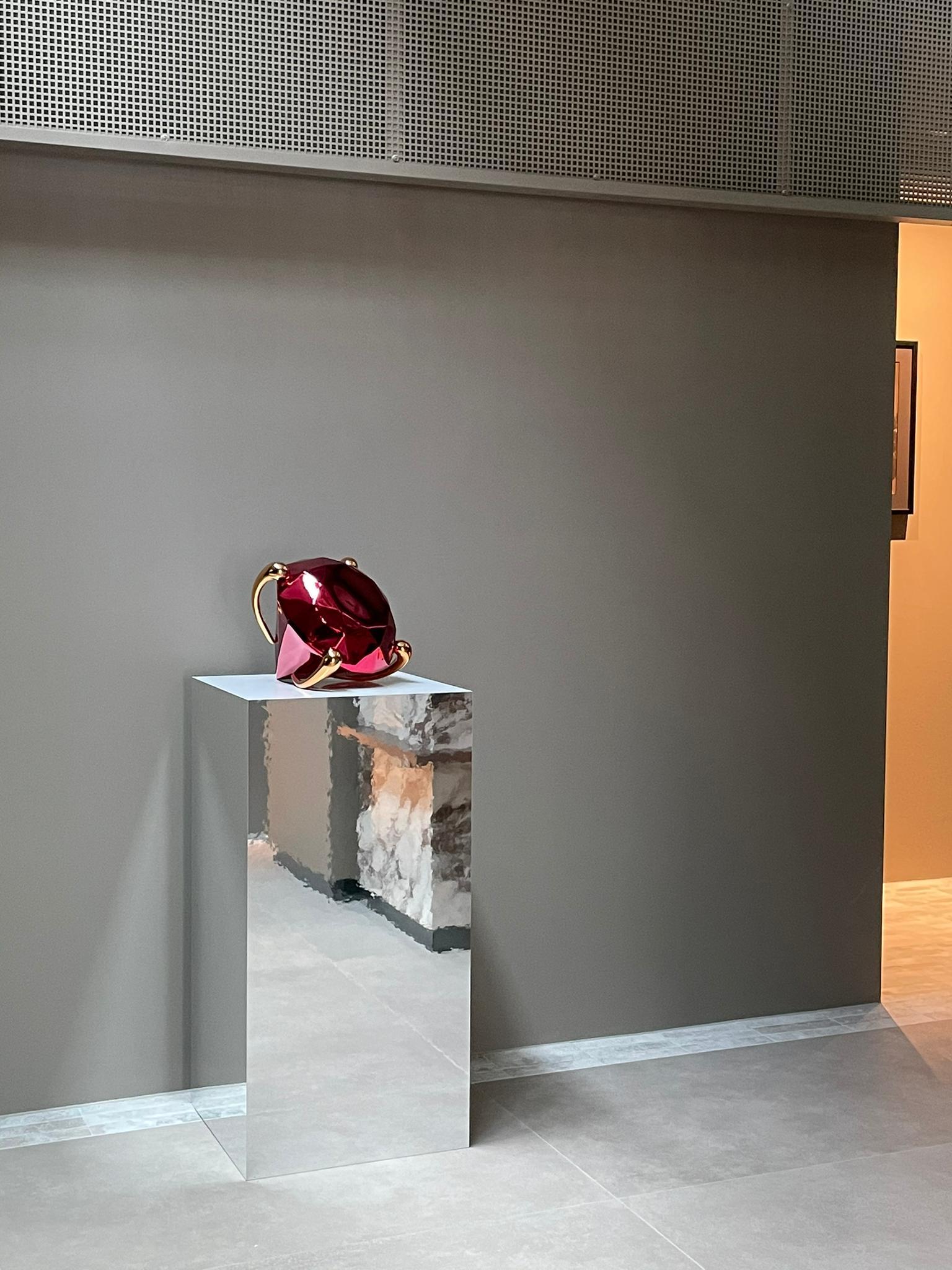 Red Diamond Sculpture von Jeff Koons, Porzellan, Luxus-Objekte, Zeitgenössische Kunst im Angebot 5