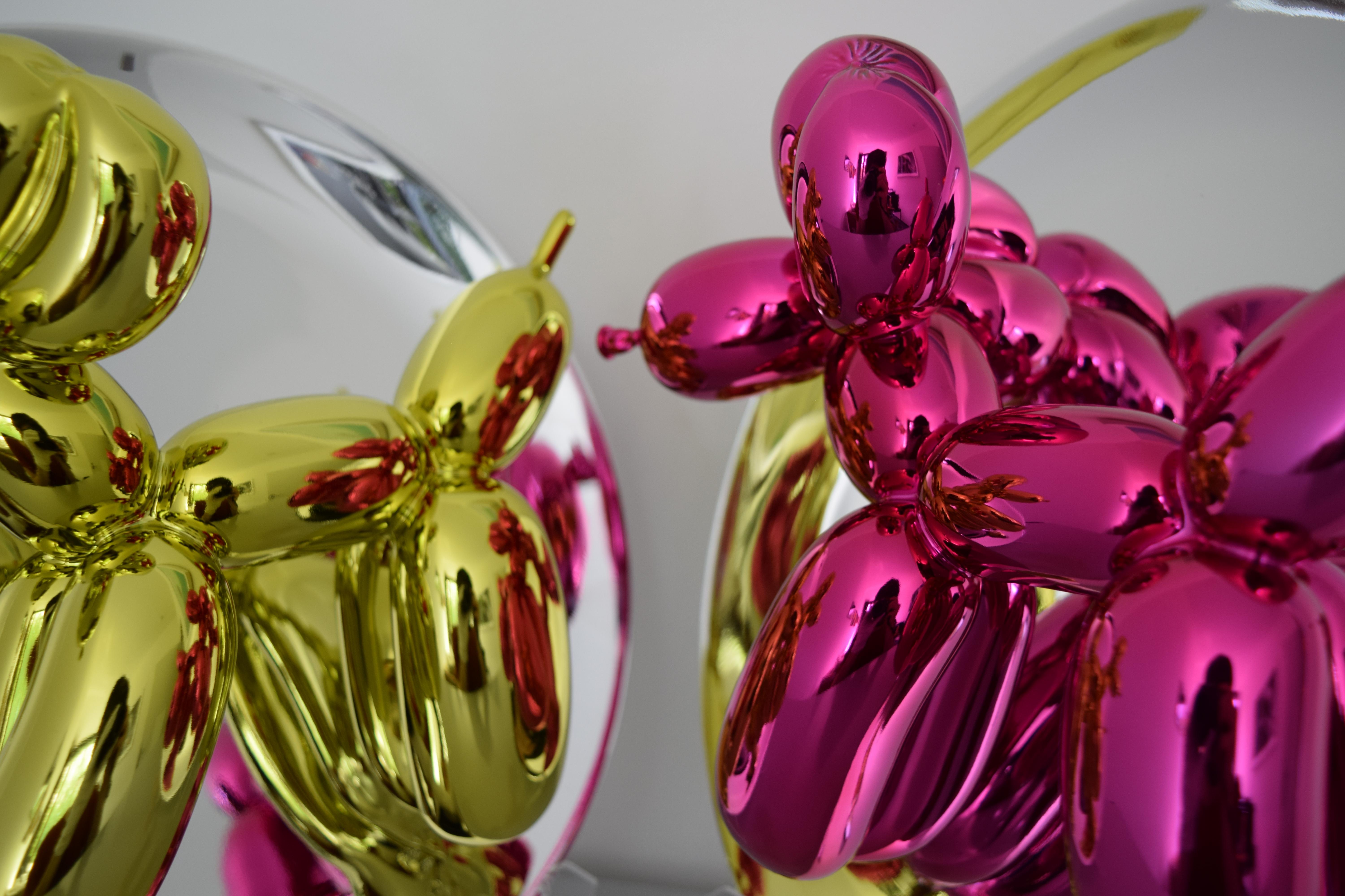 Magenta Balloon Dog Iconic Sculpture by Jeff Koons, Porcelain, Contemporary Art For Sale 13