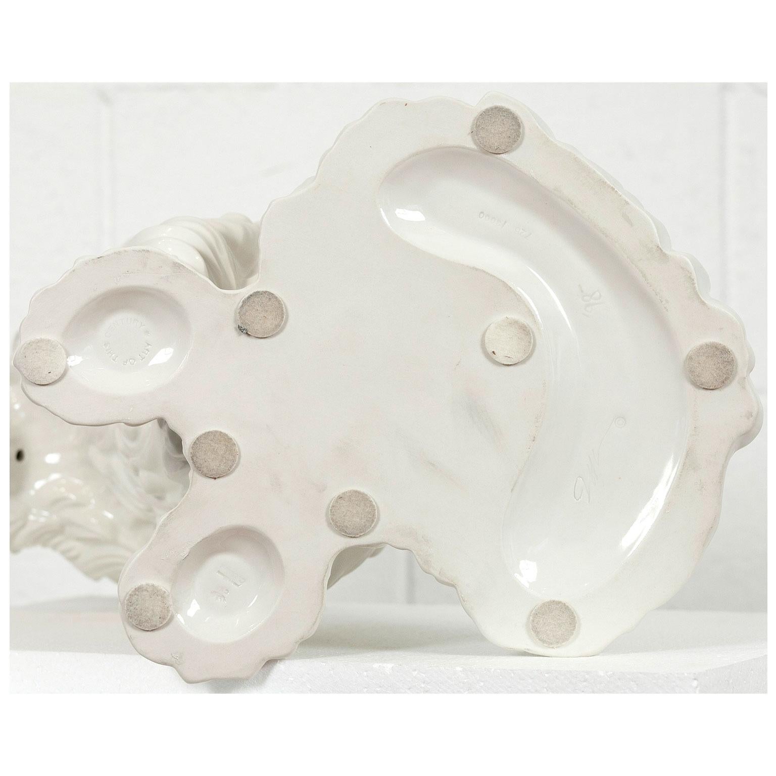 We’re big fans of Jeff Koon’s famously optimistic, kitschy and celebratory approach to contemporary pop art. 

We’ve offered a number of Koon’s humorous and playful works before, and are excited to have one of his super iconic, highly collectable