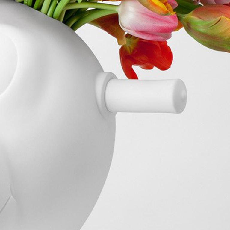 jeff koons split rocker vase