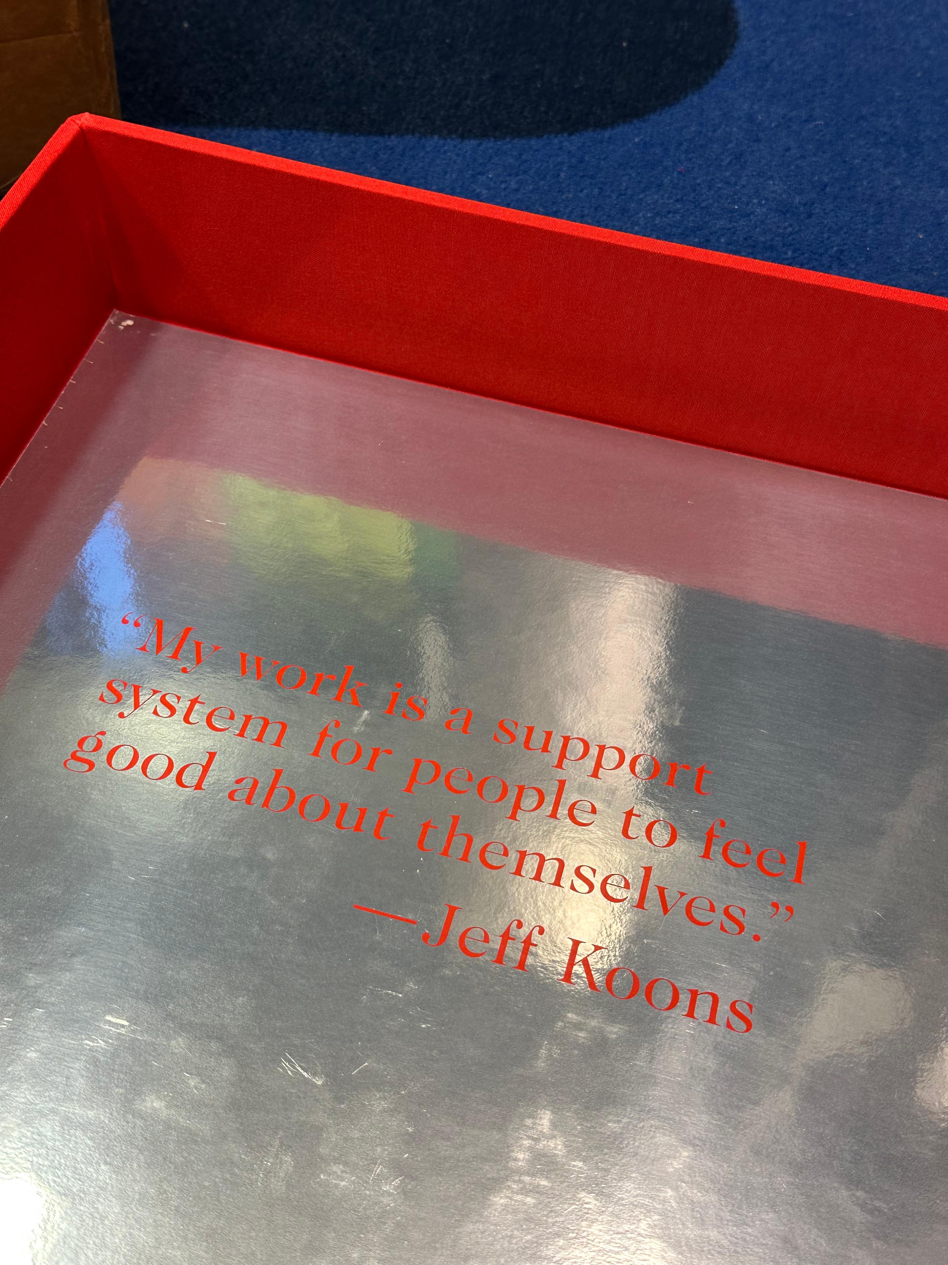 Tissu Livre en édition limitée signé Jeff Koons, Taschen, grande taille dans une boîte à clapet en vente