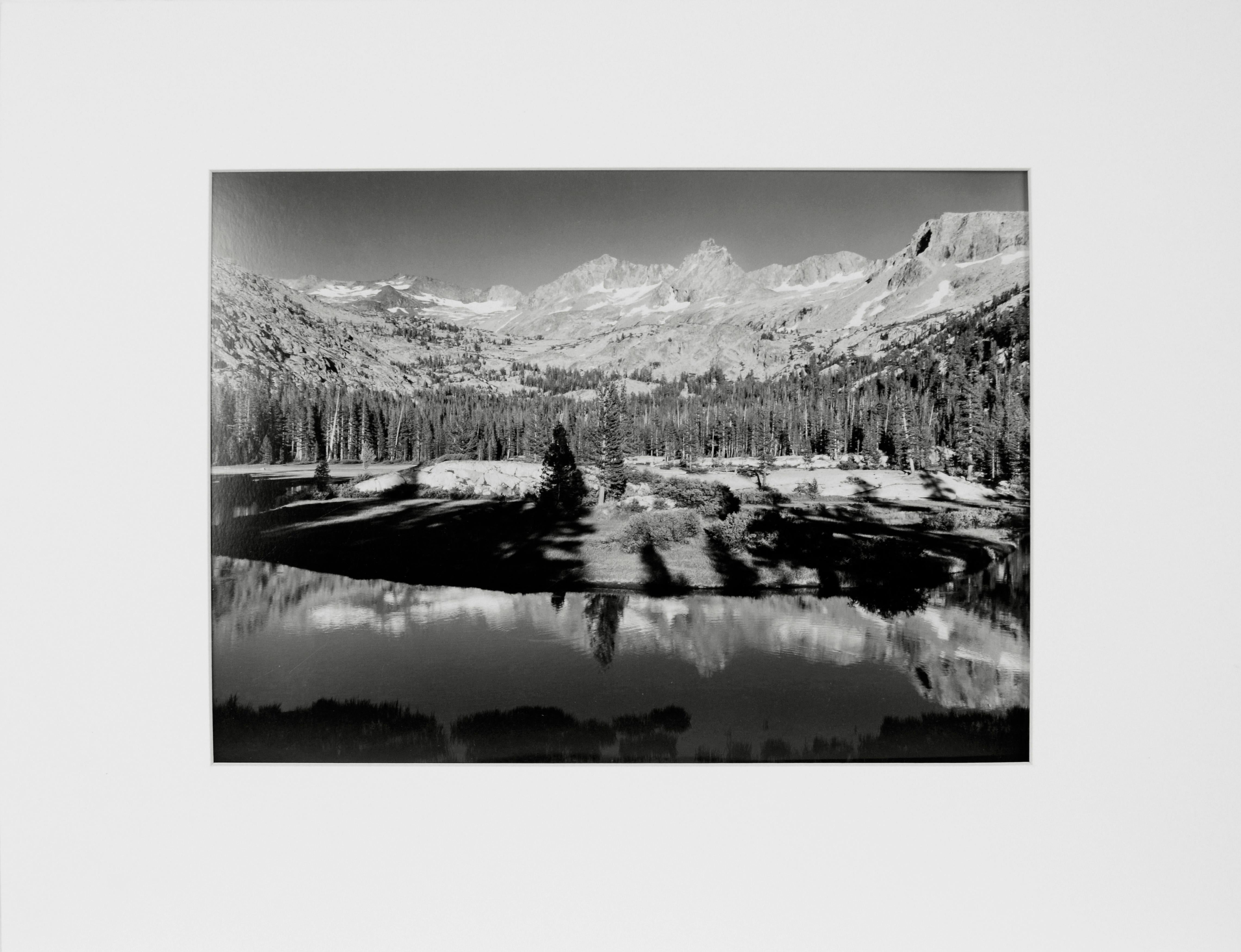 Jeff Nixon Black and White Photograph – „Yosemite“ – Schwarz-Weiß-Landschaftsfotografie AP