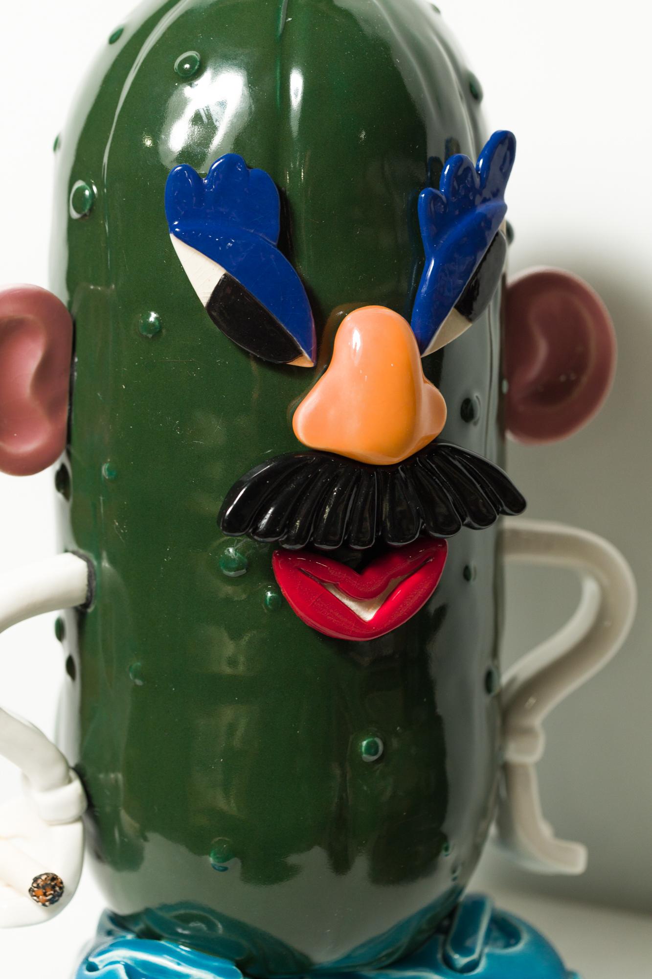 „Pretty Pickle“ Steingut, Keramik, Essen, Kinderspielzeugmotiv, Humor im Angebot 5