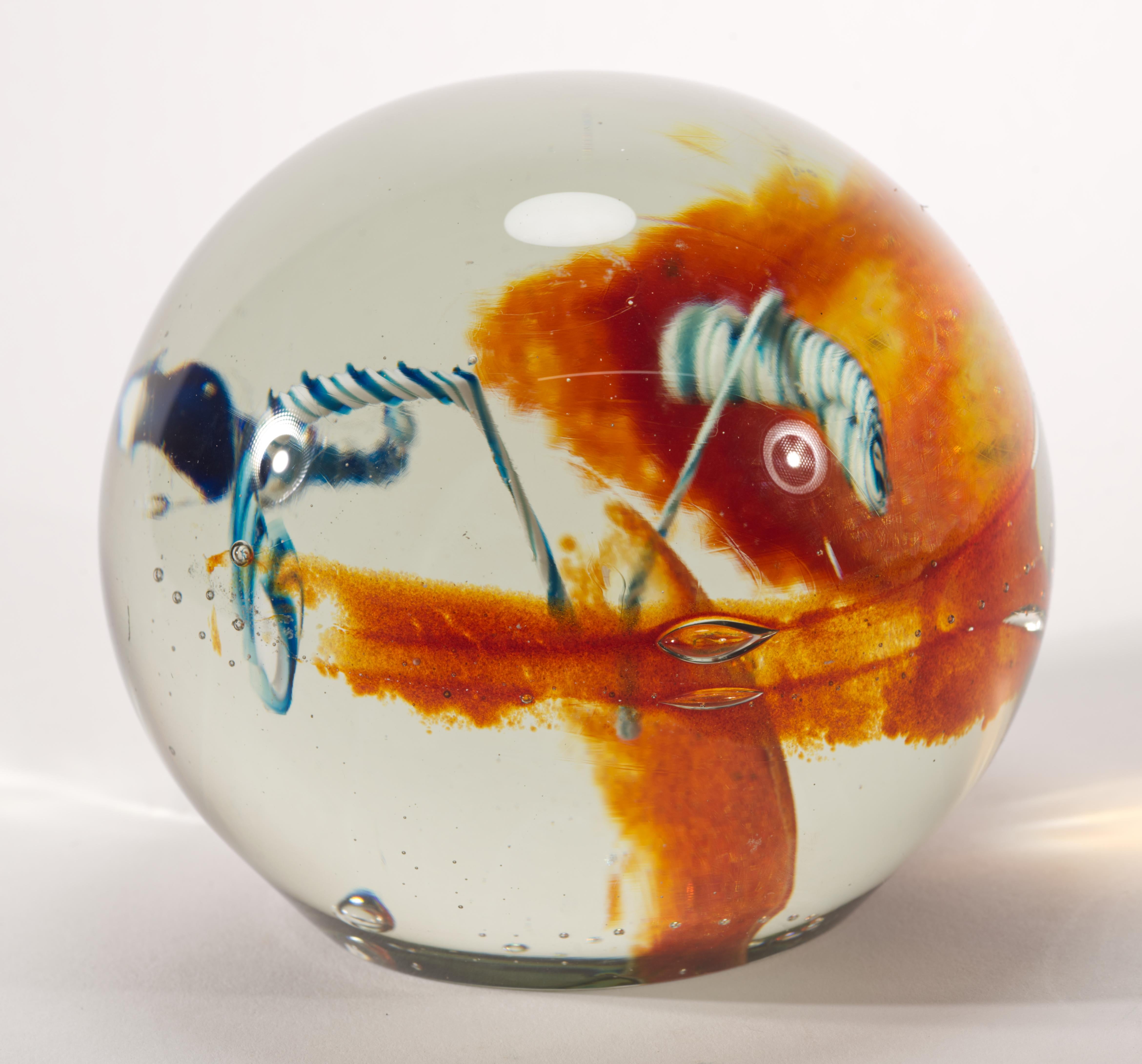 Jeff Seely Large Paperweight, American Studio Art Glass 1980s In Good Condition For Sale In Clifton Springs, NY