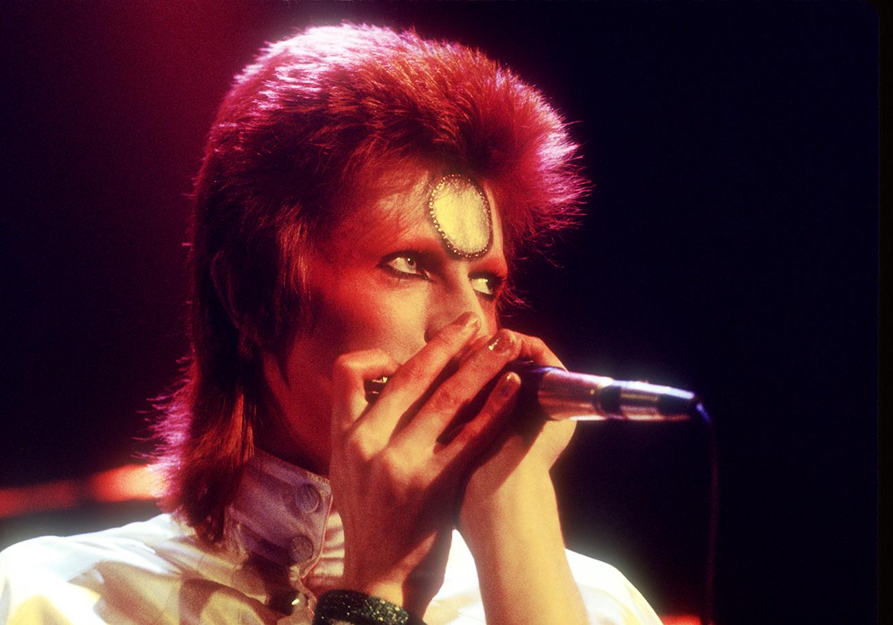 David Bowie von Jeffrey Mayer - Ziggy Stardust #1 - Farbkonzert-Foto