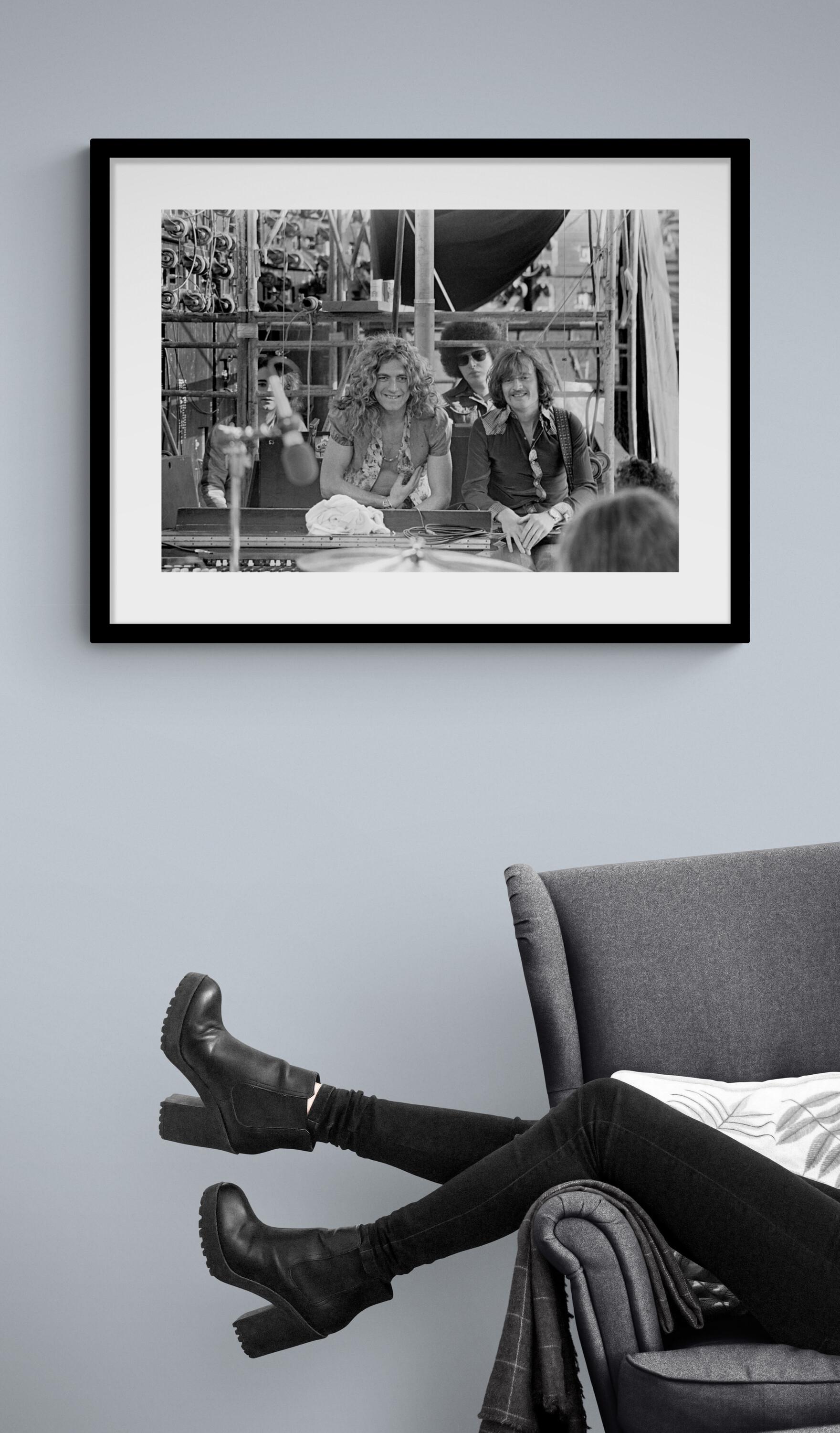 Led Zeppelin #C6 Backstage - Photograph de Jeffrey Mayer